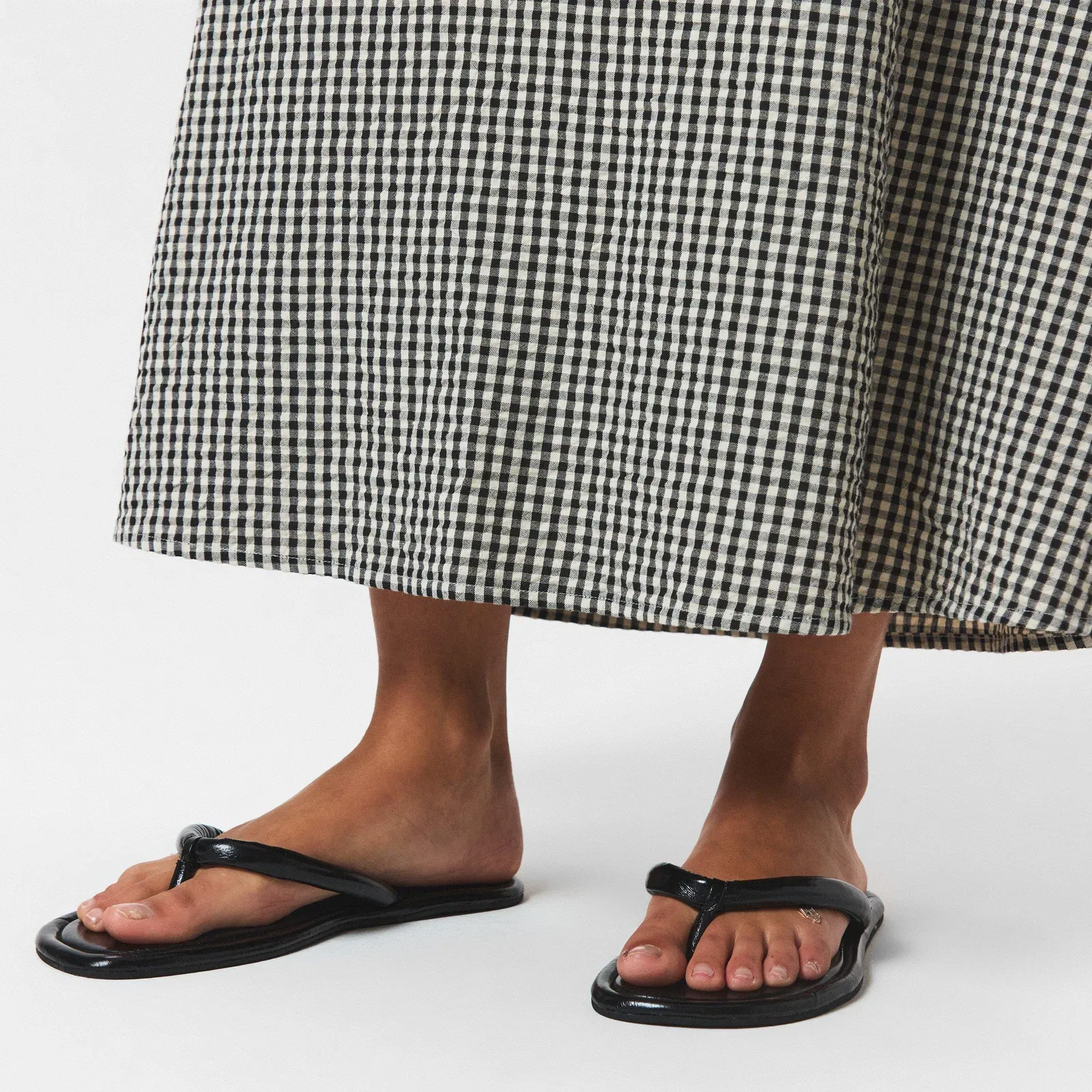 Grenada Leather Flip Flop