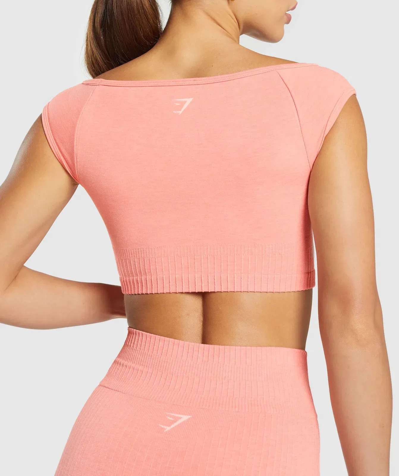 Gymshark Luxe Seamless Boat Neck Crop Top - Bros Muted Coral Marl