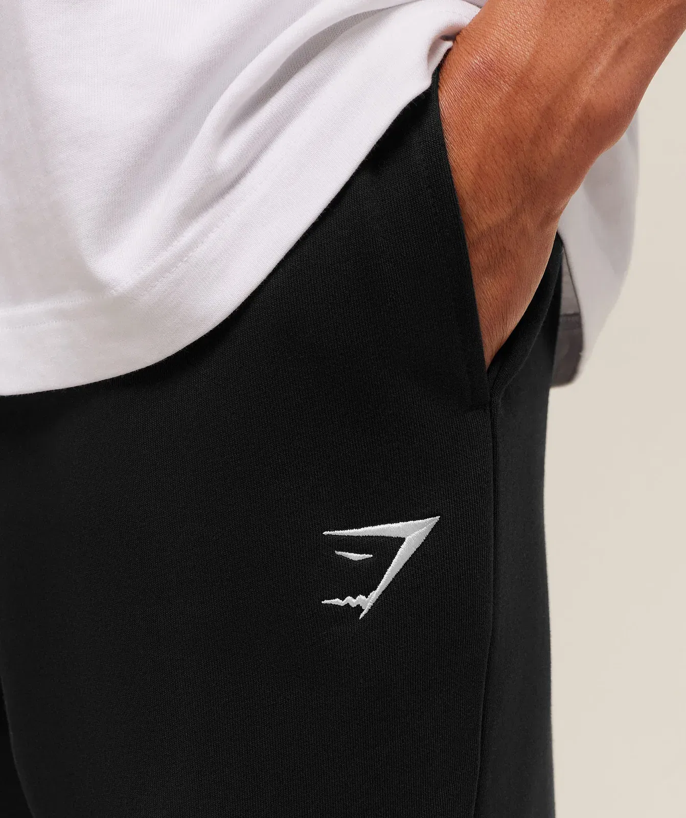 Gymshark Crest Straight Leg Jogger Tall - Black
