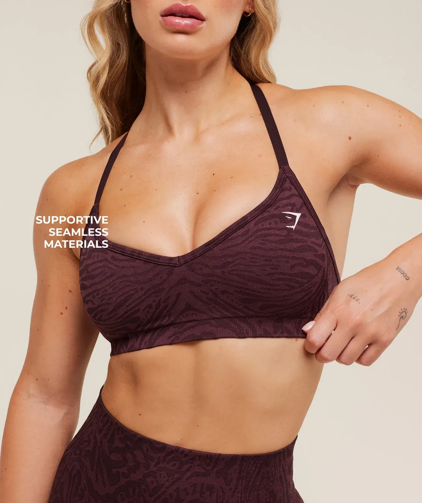 Gymshark Adapt Animal Seamless Sports Bra - Cherry Purple/Reset Pink