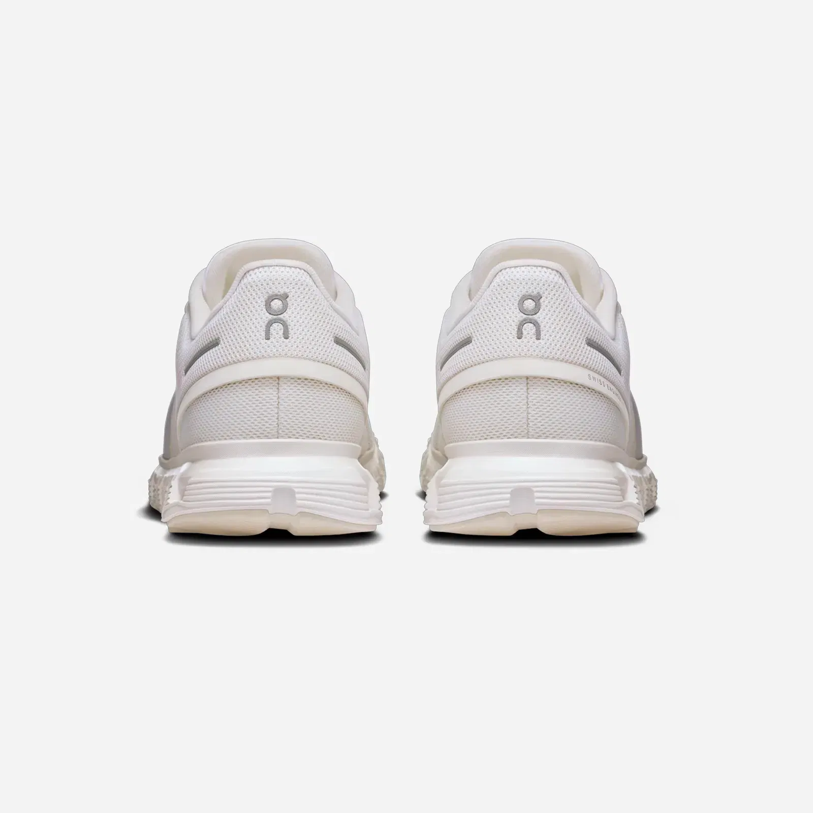 On Running Cloud 6 All White (Women'S)