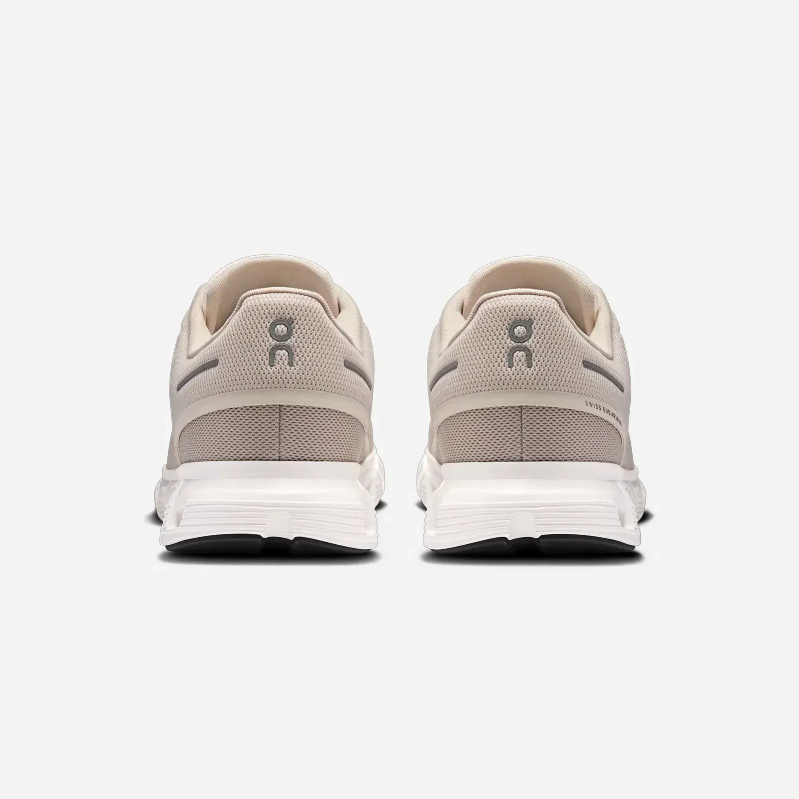 ON Running Cloud 6 Pearl White