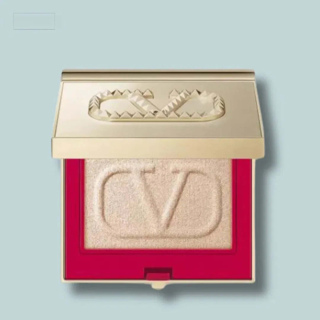 VALENTINO BEAUTY
Eye2cheek limited-edition powder 3.6g