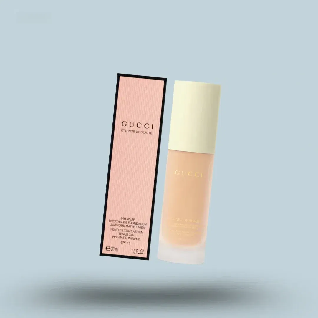 Gucci Fluide de Beaute Foundation 240 W