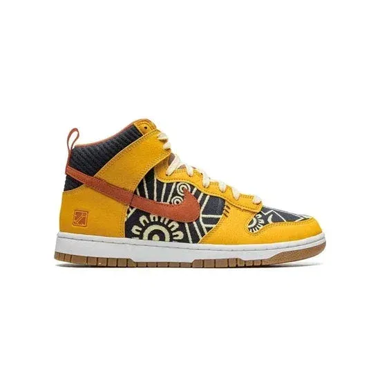 Nike Dunk High Somos Familia