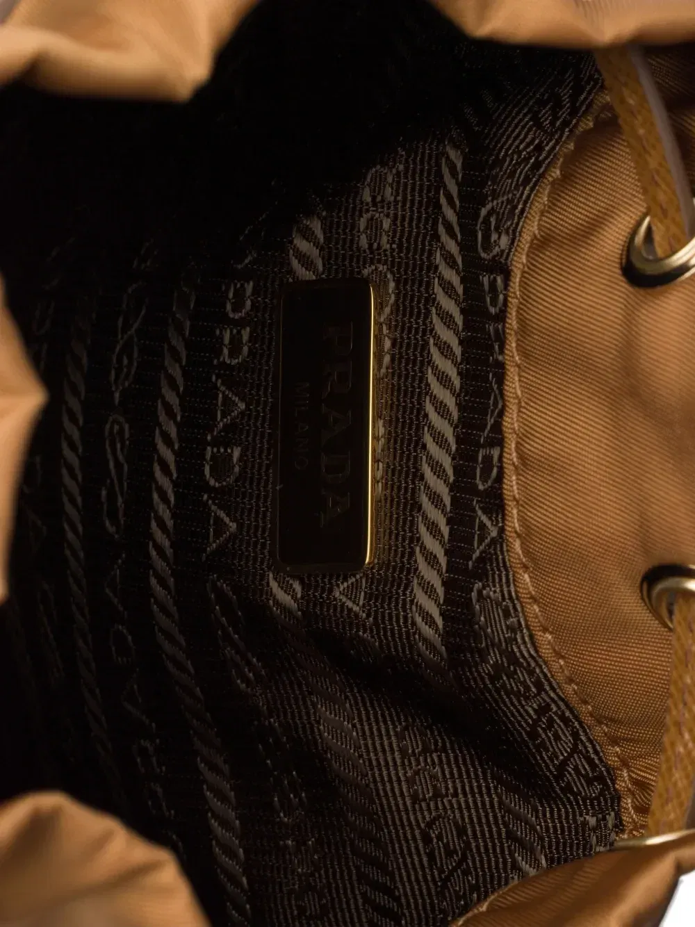 Re-nylon Pouch