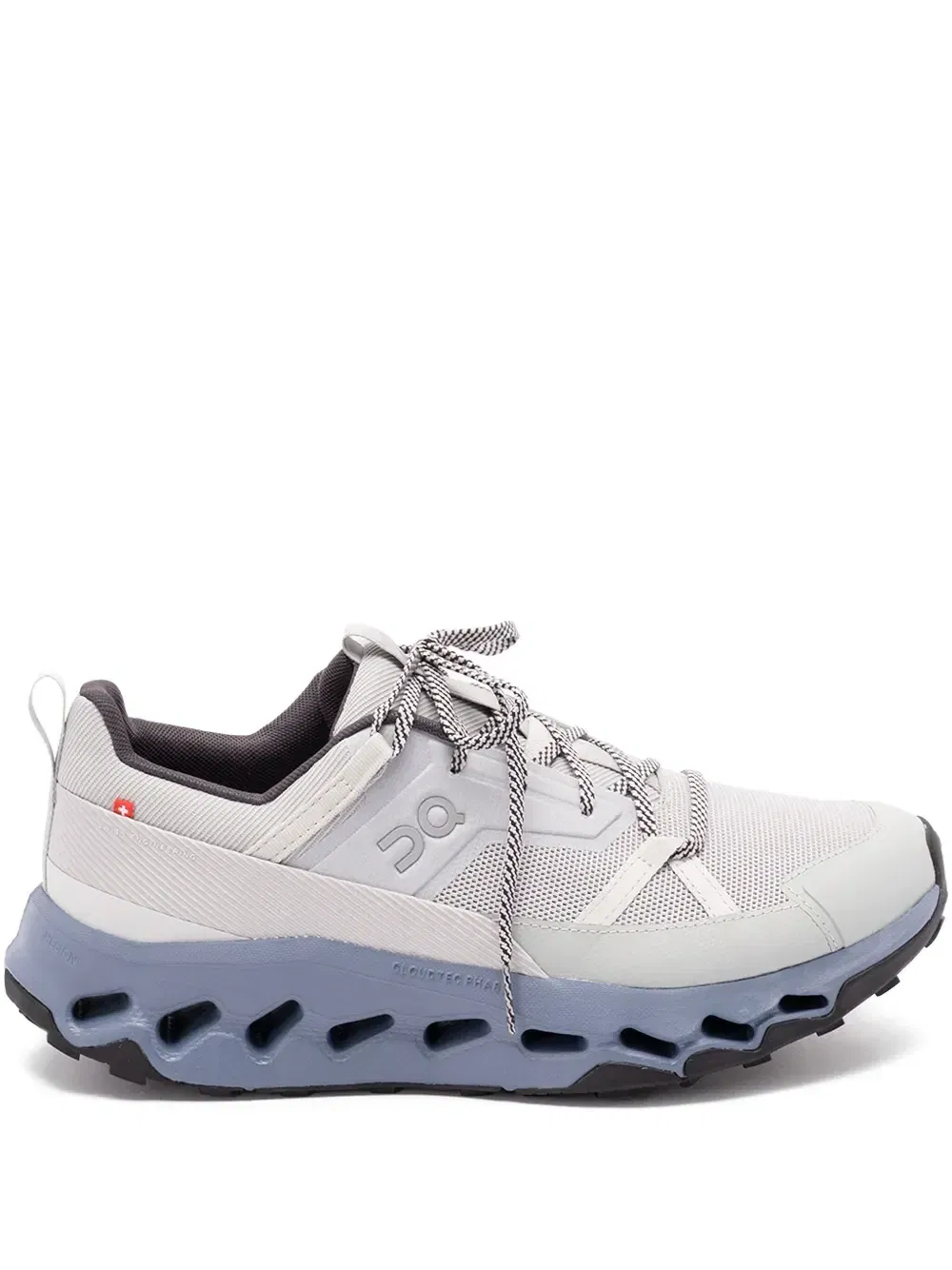 Cloudhorizon textured sneakers
