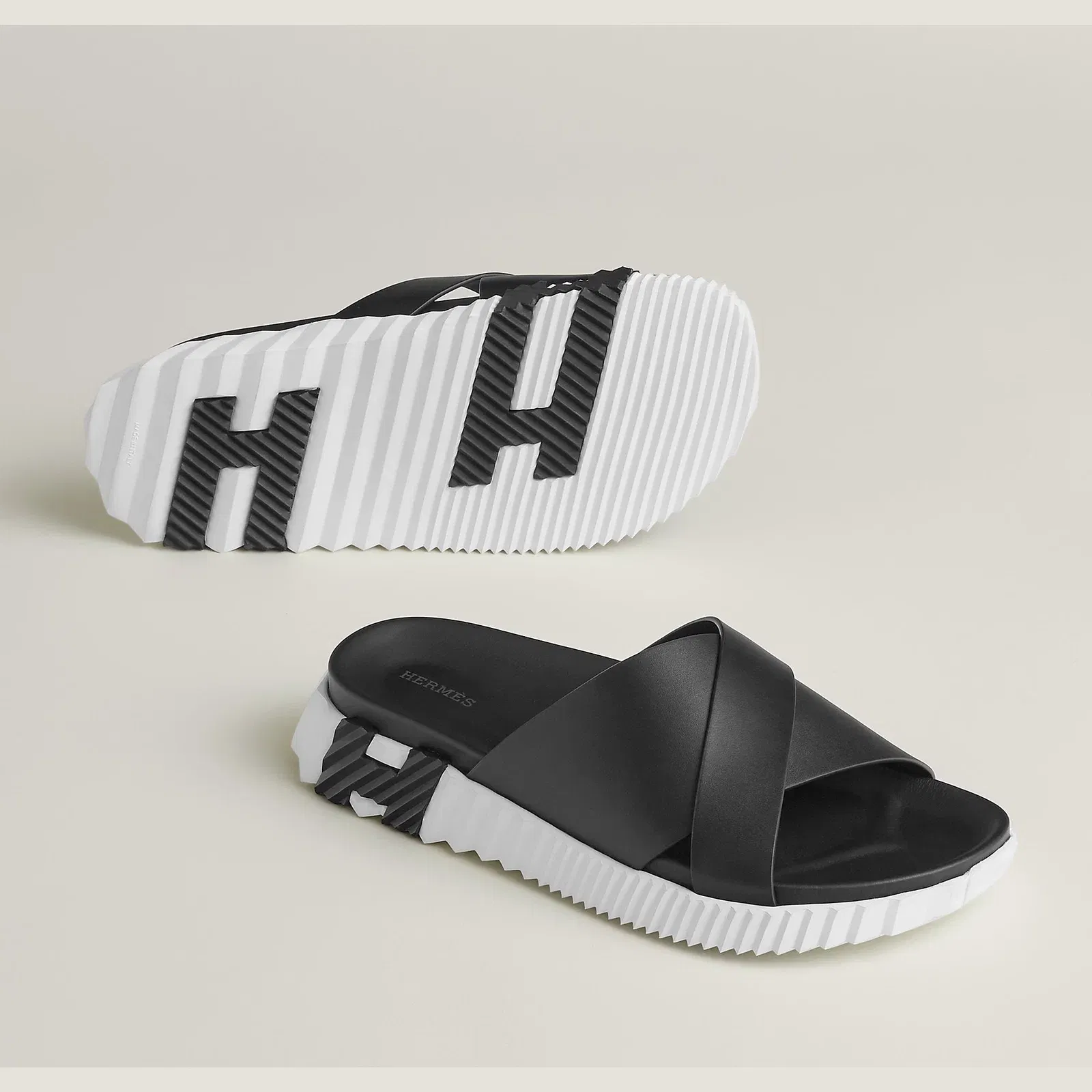 Hermès Infra sandal noir