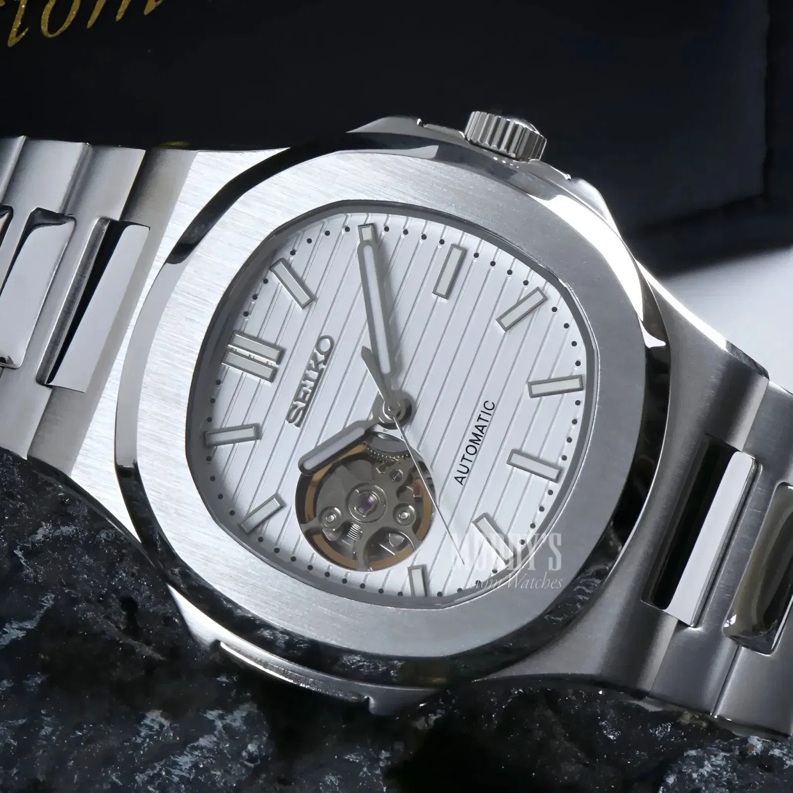 Nautiko White Open Heart