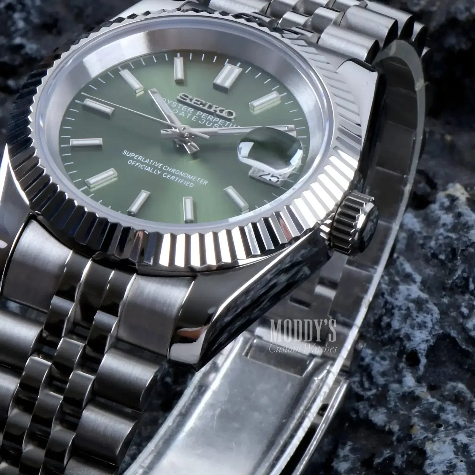 Seikojust Mint Green
