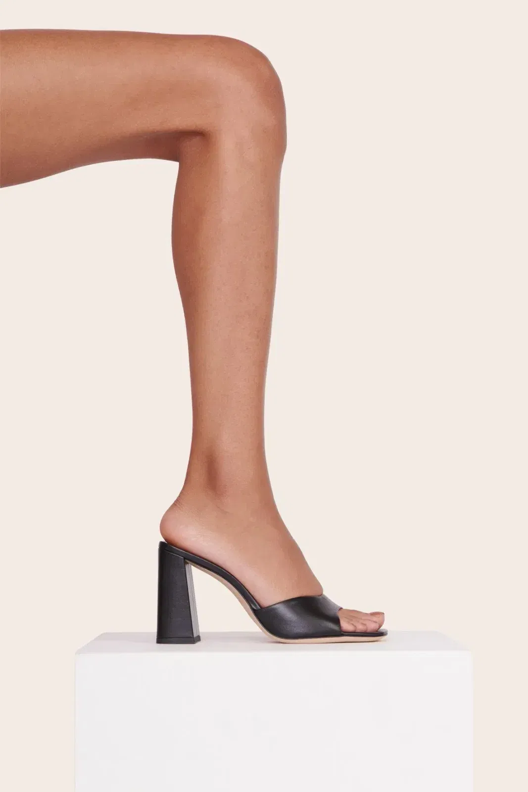 SLOANE HEEL BLACK
