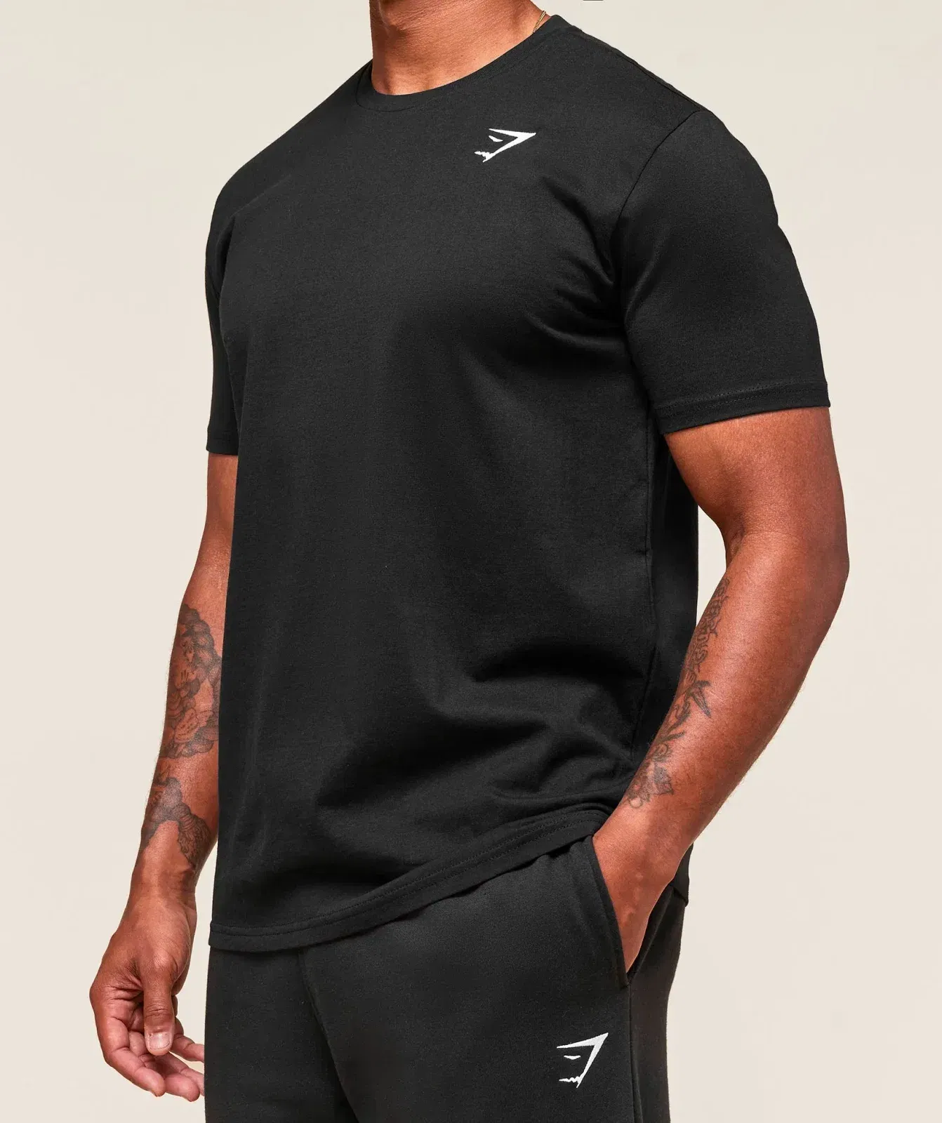 Gymshark Crest T-Shirt "Black"