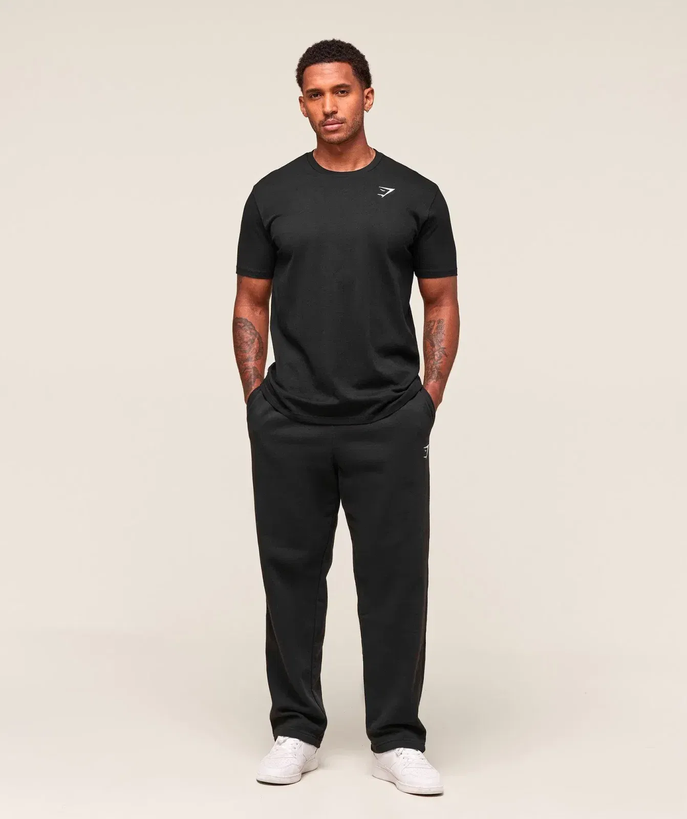 Gymshark Crest T-Shirt "Black"