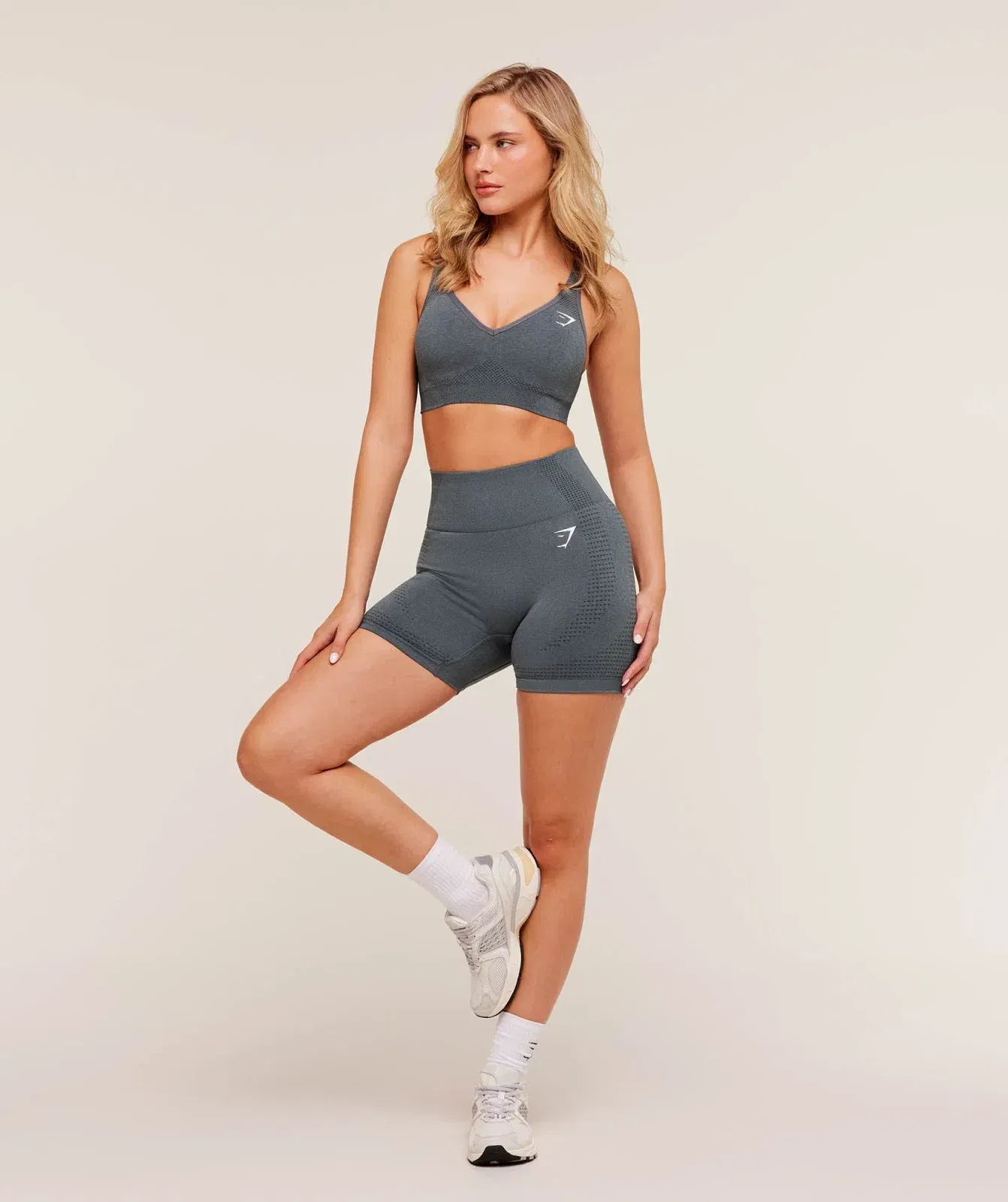 Women's Gymshark Vital V Neck Sports Bra Strong Grey Marl