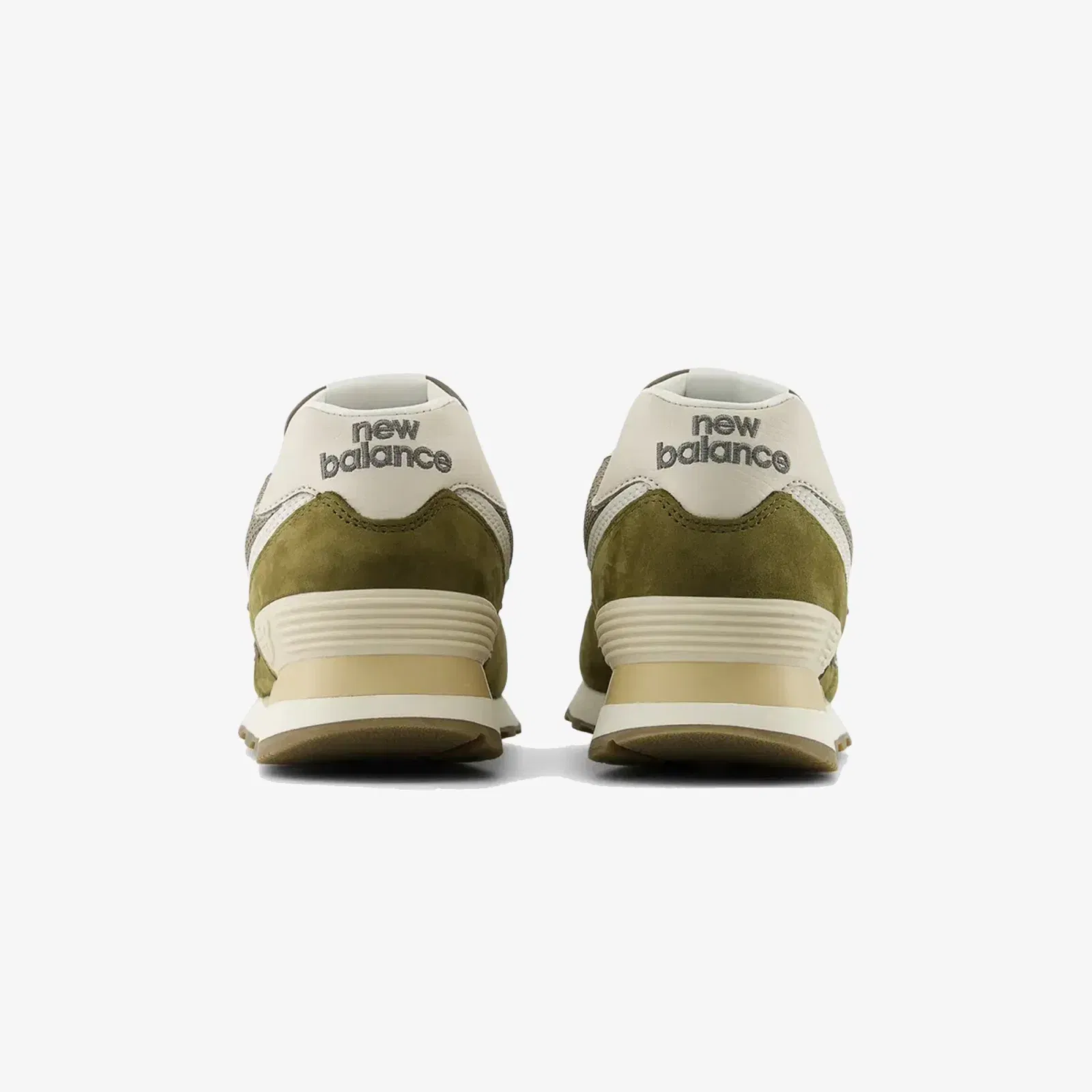 New Balance 574 { CALCIUM/SILVER METALLIC