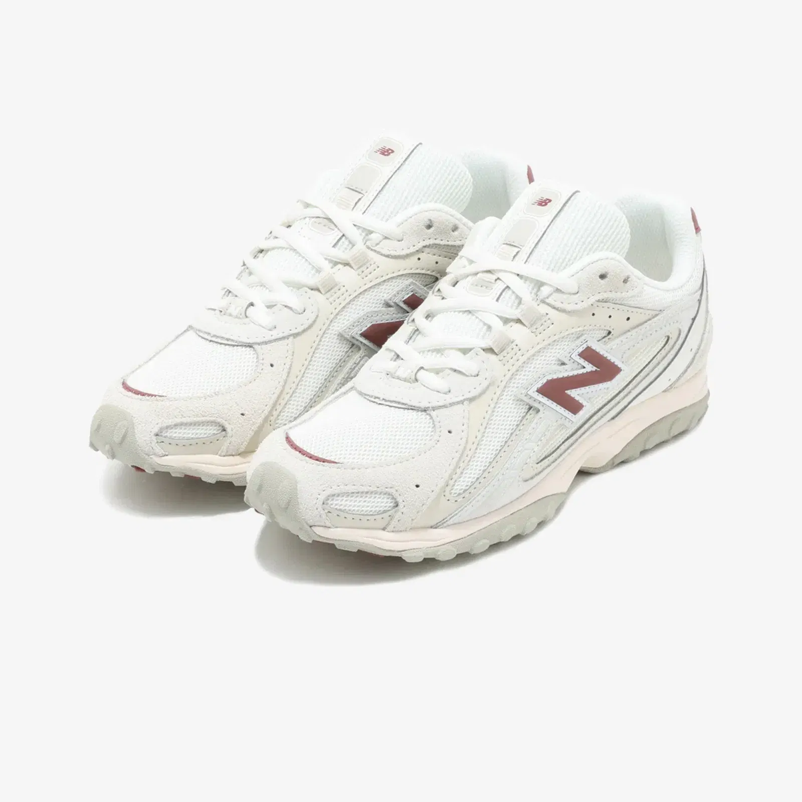 New Balance 204L { BEIGE