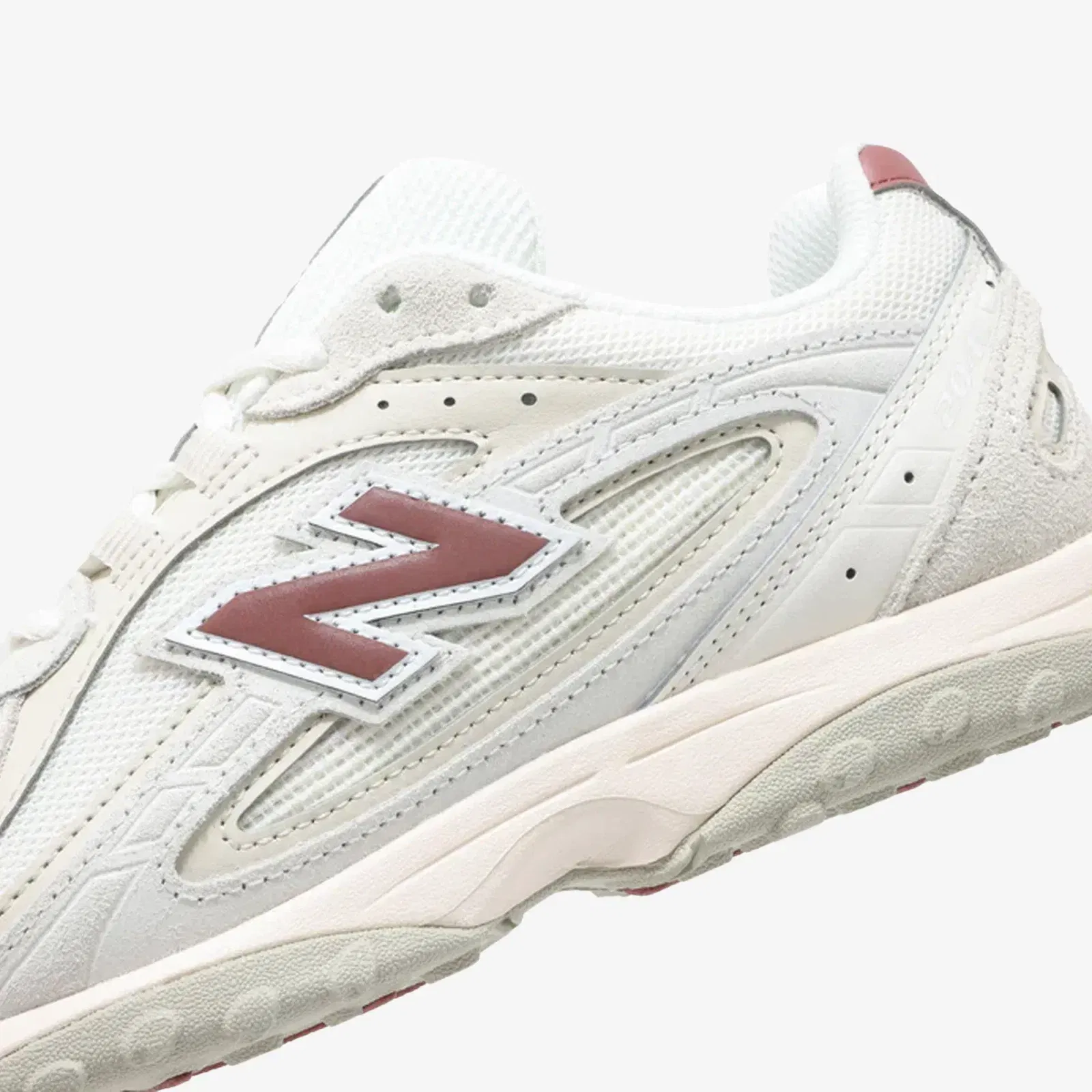 New Balance 204L { BEIGE