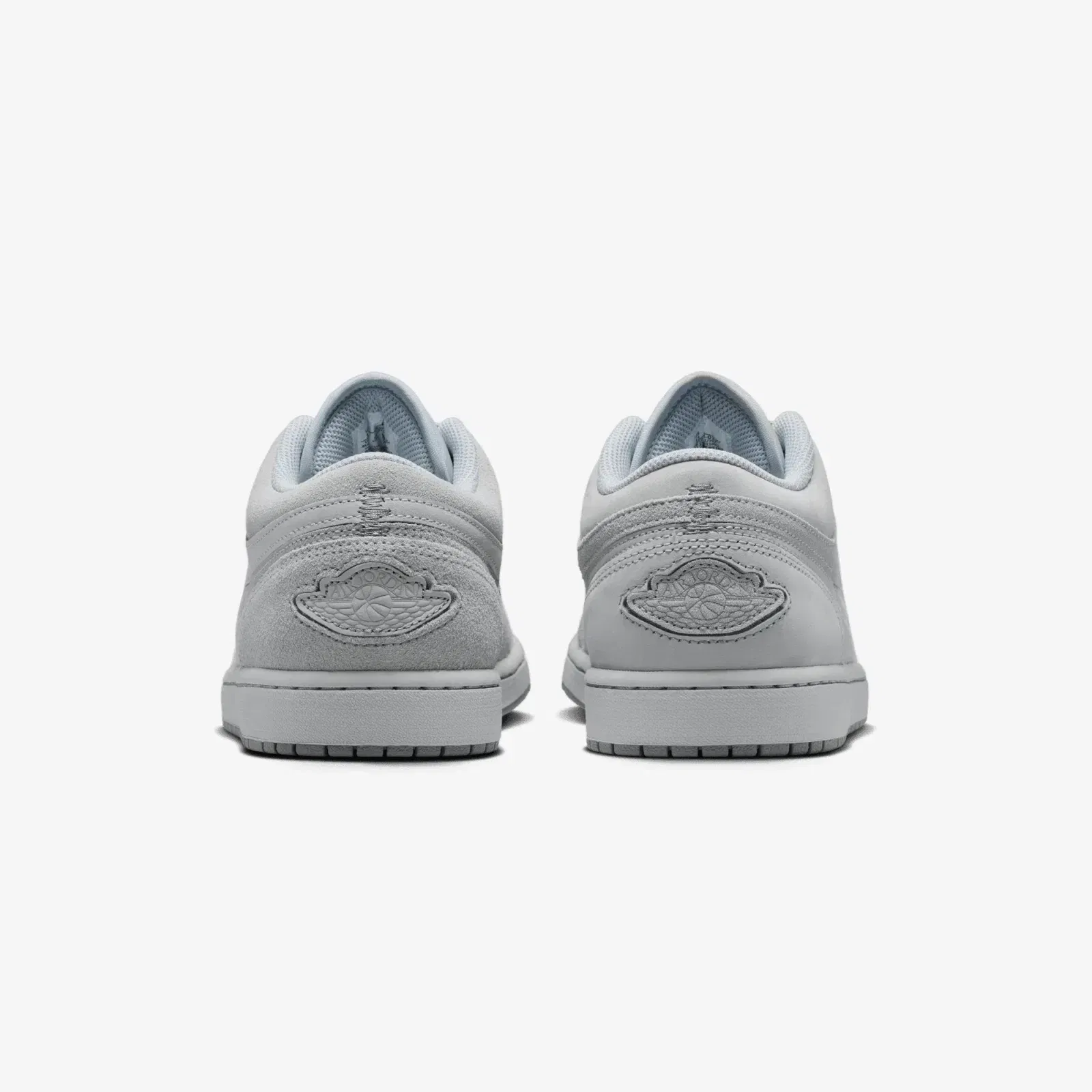 NIKE AIR JORDAN 1 LOW SE CRAFT { WOLF GREY/WOLF GREY-SMOKE GREY
