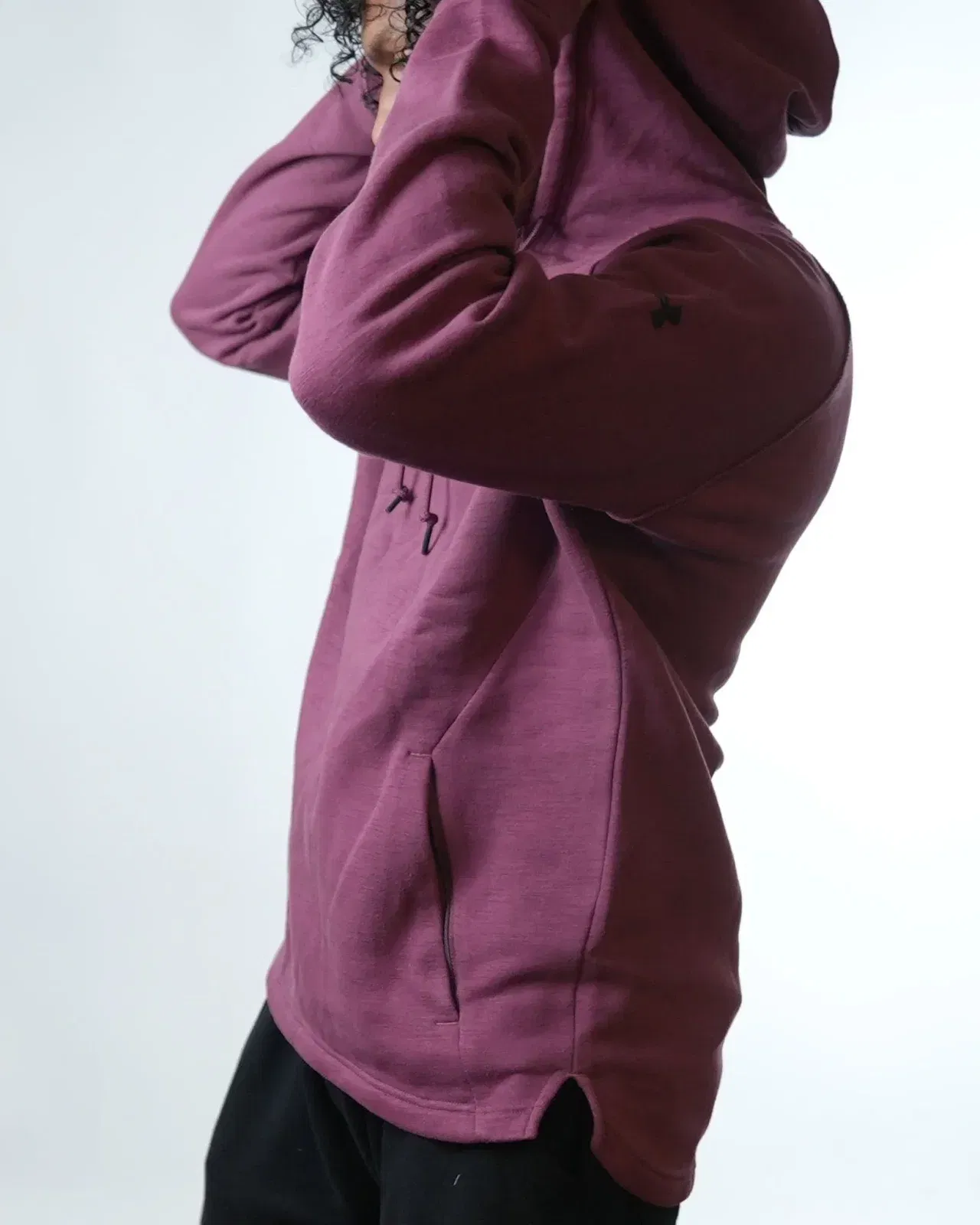 Underarmour Burgundy Hoodie (M)