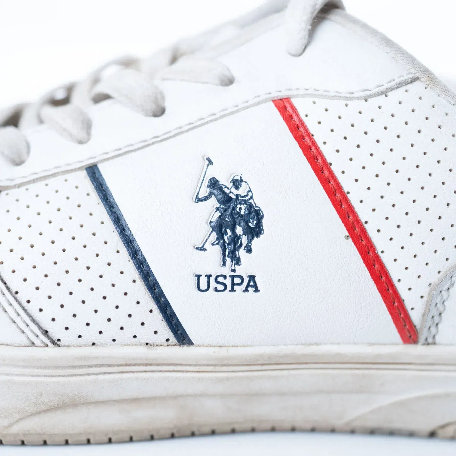 US Polo Assn Off White Reggie Sneakers (UK 7)