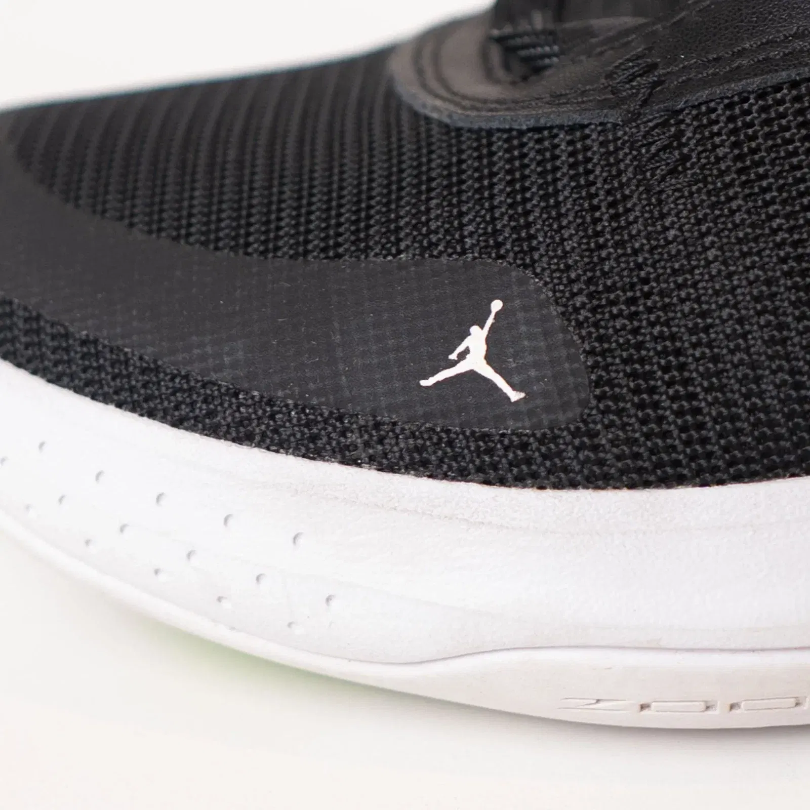Nike Air Jordan Jumpman Black White 2020 (UK 8)