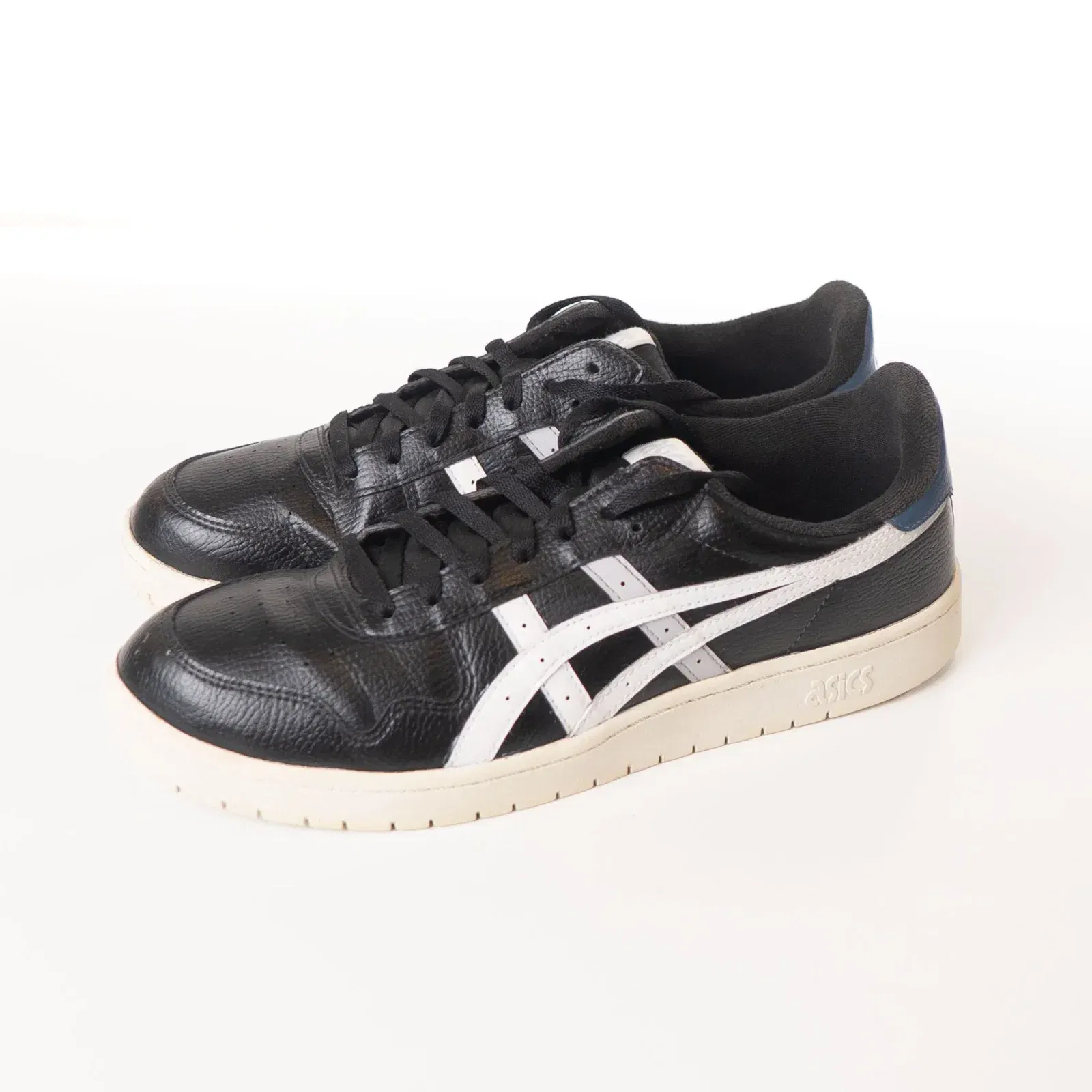 Asics Black Japan S track and field shoe (UK 12)