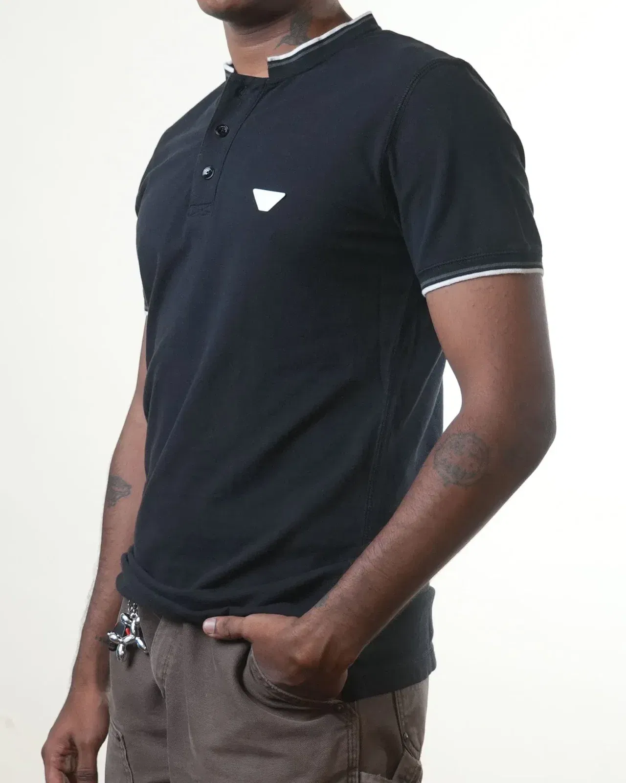 Emporio Armani Black Henleyneck T-Shirt (L)