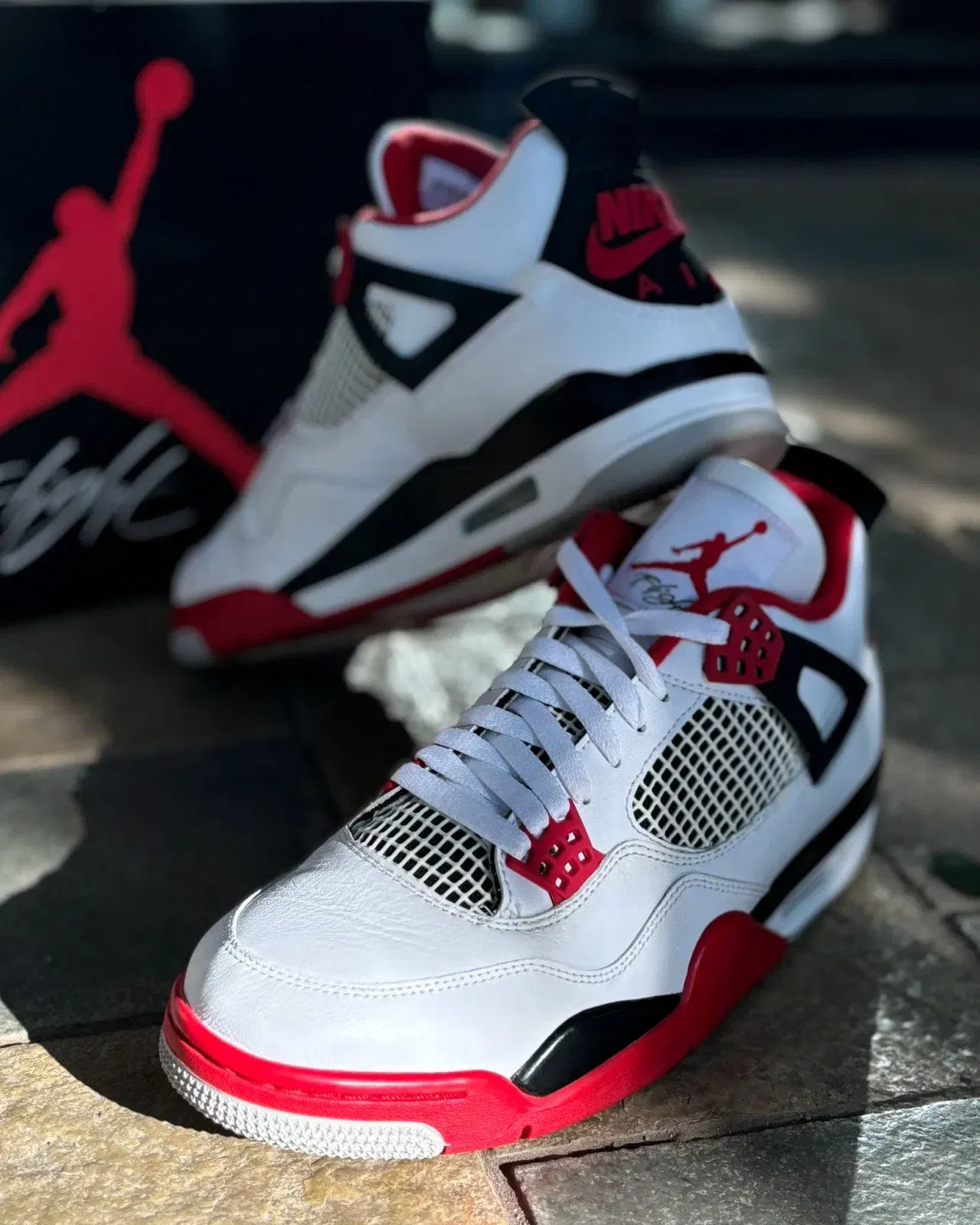 Nike Air Jordan 4 Retro White/Red Black-Tech Grey (UK 10)