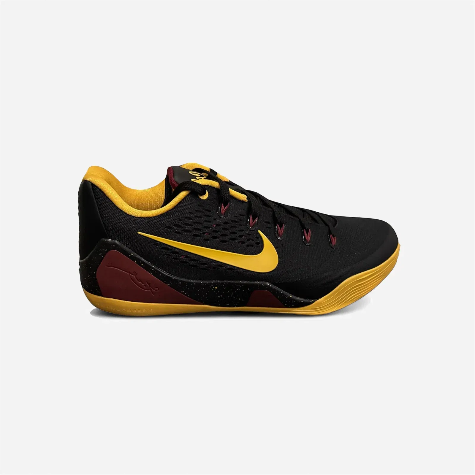 Nike Kobe 9 EM Low Protro USC Trojans PE Black