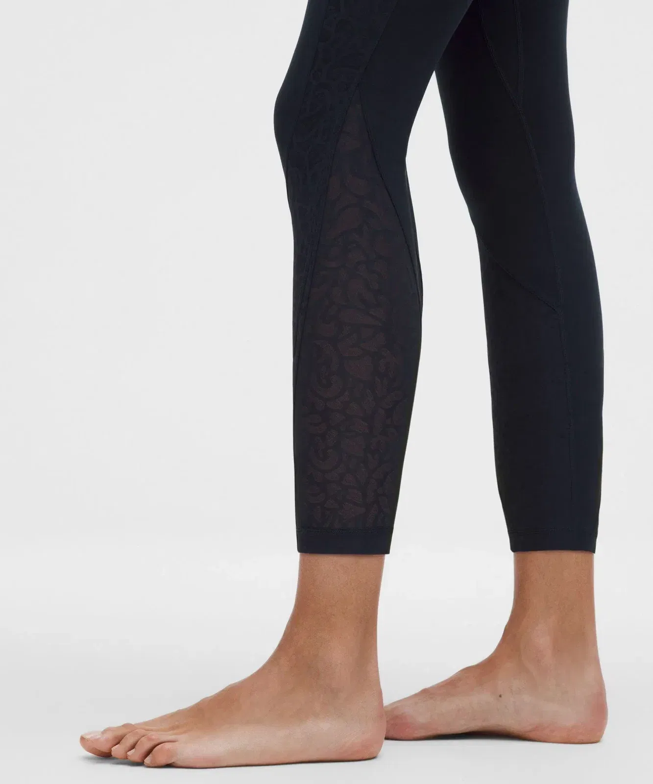 Lululemon Women's Paisley Lace Overlay Tight 25"