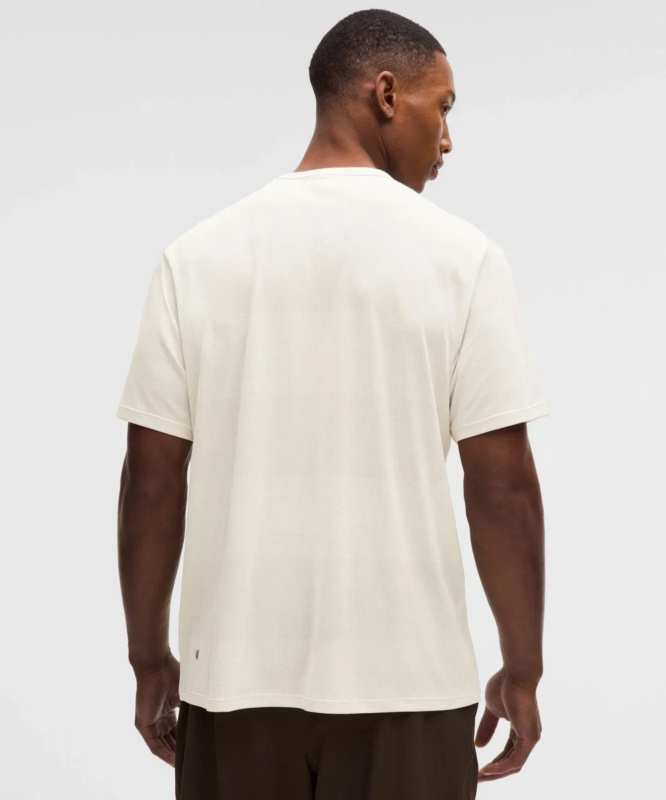 Lululemon Men's Fast and Free Shorts-Sleeve Shirt *Perforated Stripe