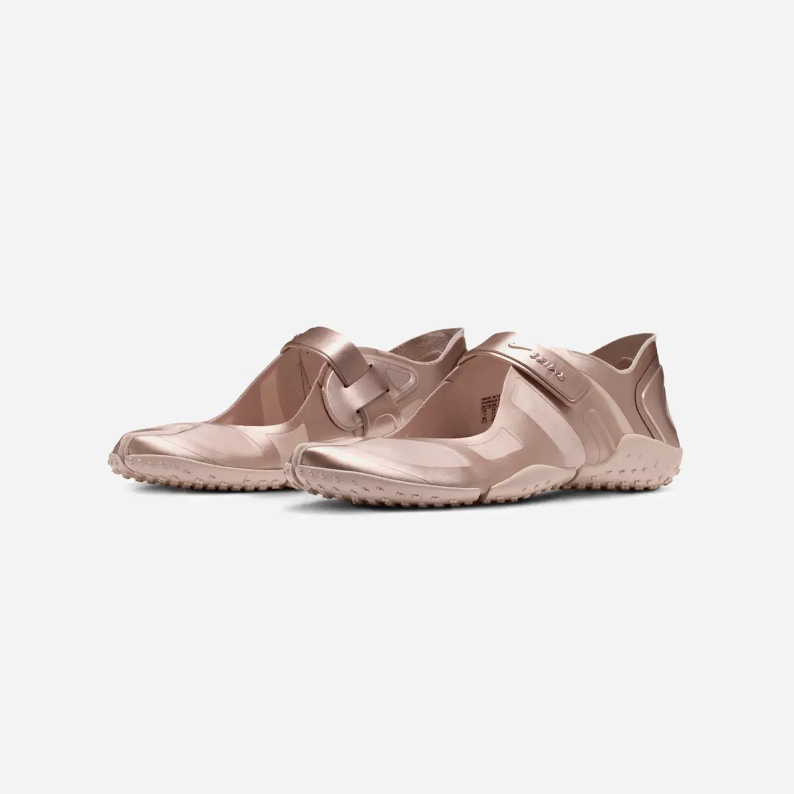 Nike x Skims Rift Satin Footwear Silt Red