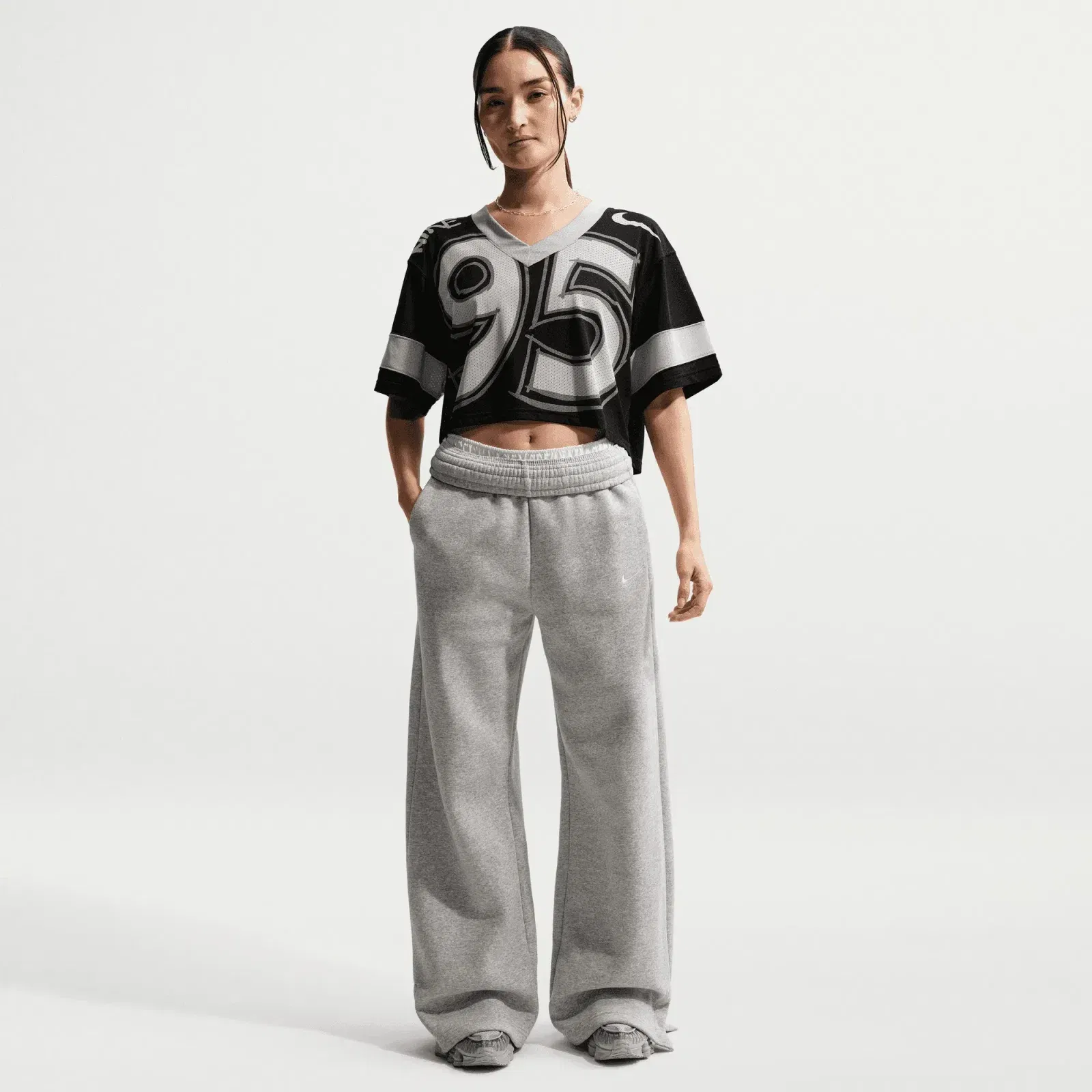 NIKE SPORTSWEAR OVERSIZED CROPPED JERSEY { BLACK LIGHT SMOKE