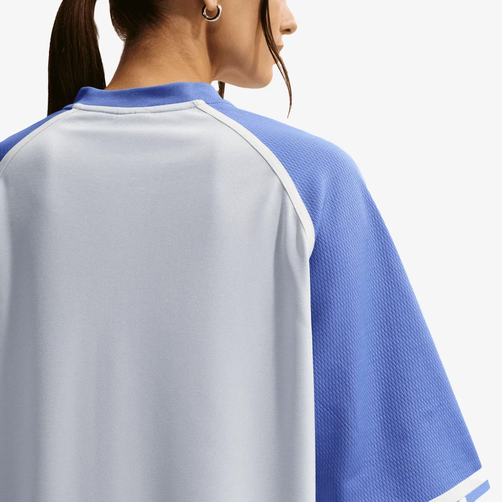 NIKE SPORTSWEAR OVERSIZED TOP { PURE PLATINUM/LT MEDIUM BLUE