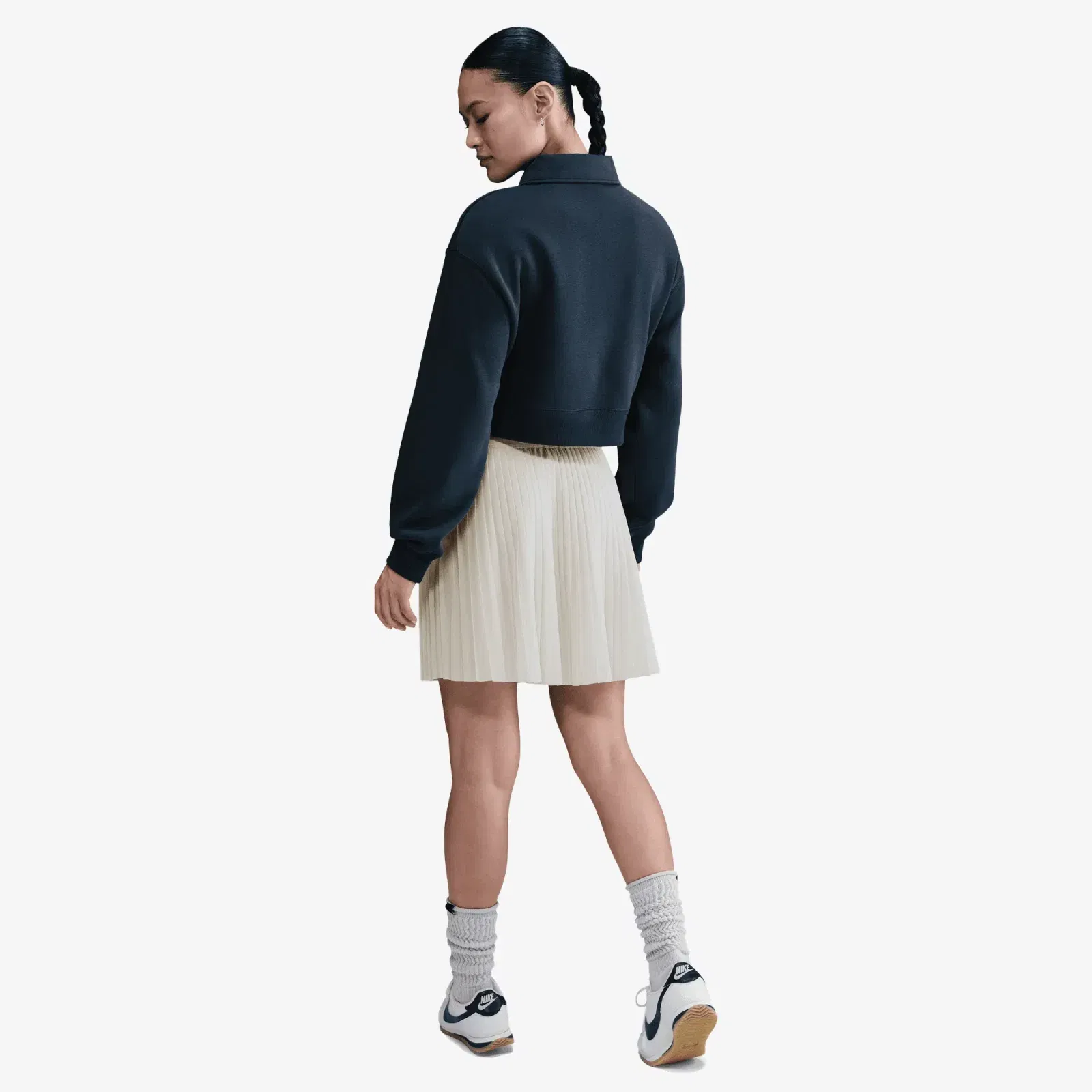NIKE PLEATED SKIRT { WHITE