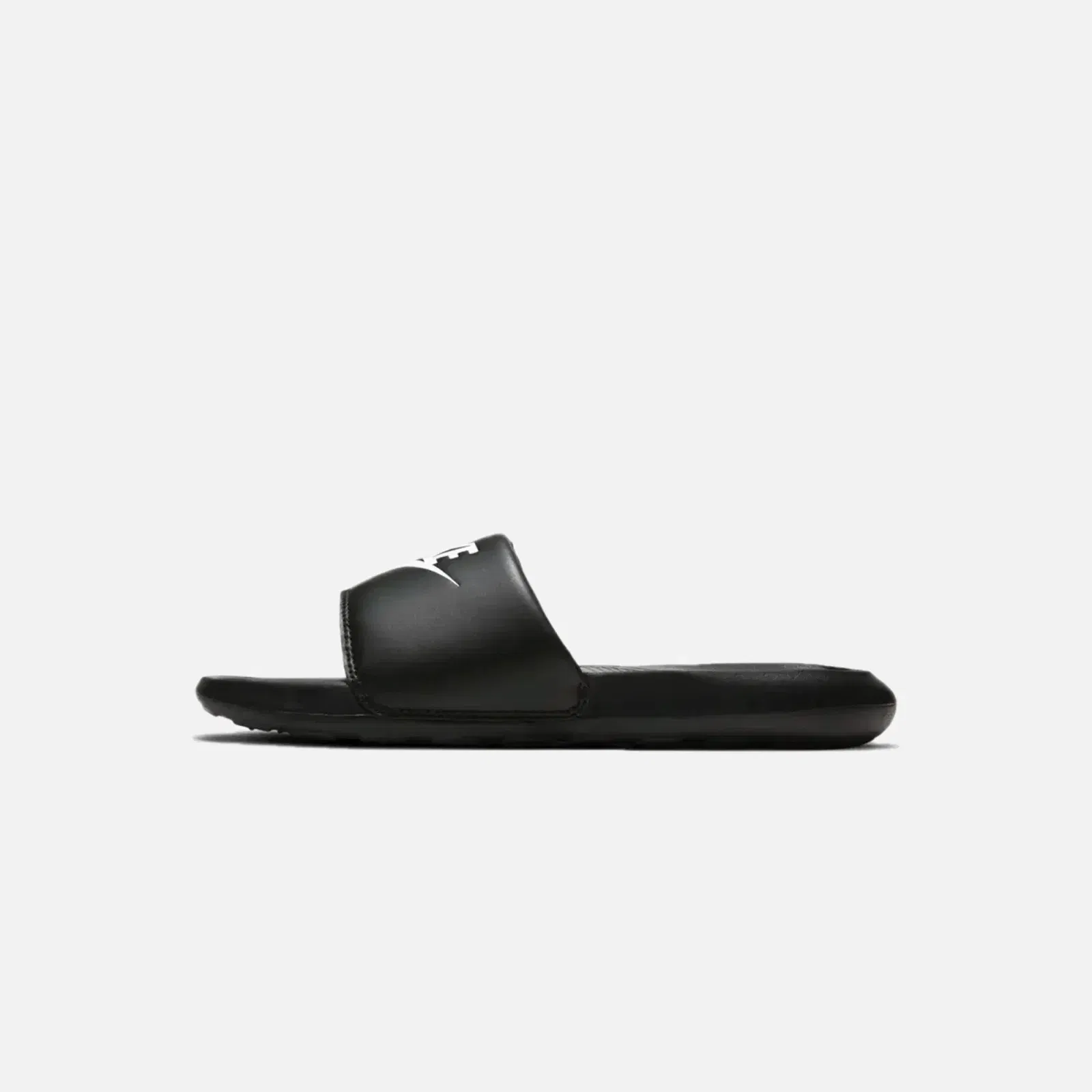 Nike VICTORI SLIDES { BLACK