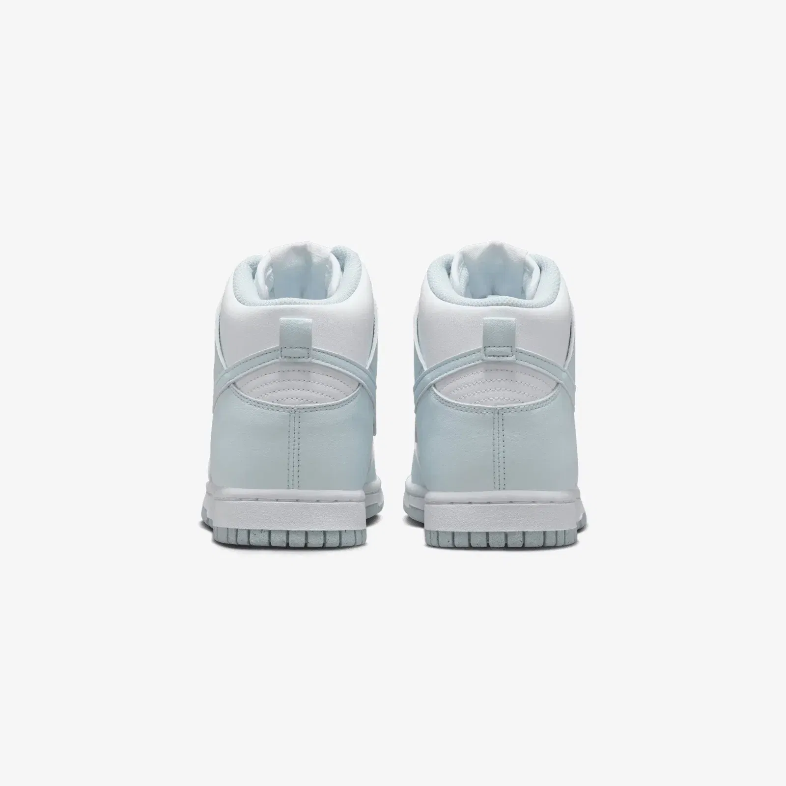 NIKE DUNK HIGH NEXT NATURE { WHITE/GLACIER BLUE-WHITE
