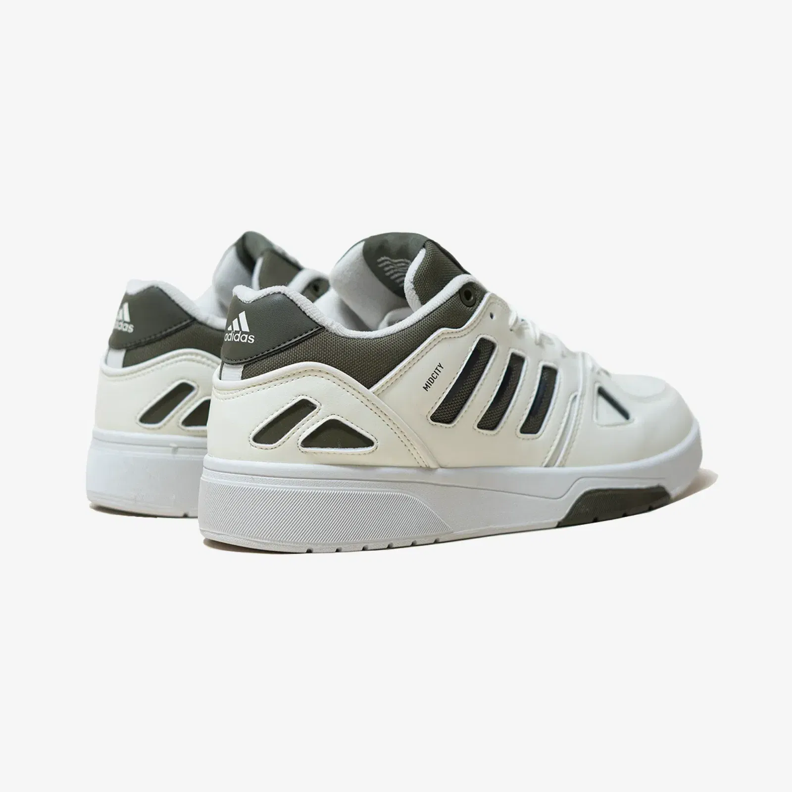 Adidas MIDCITY LOW { OWHITE/OLISTR/SHAOLI
