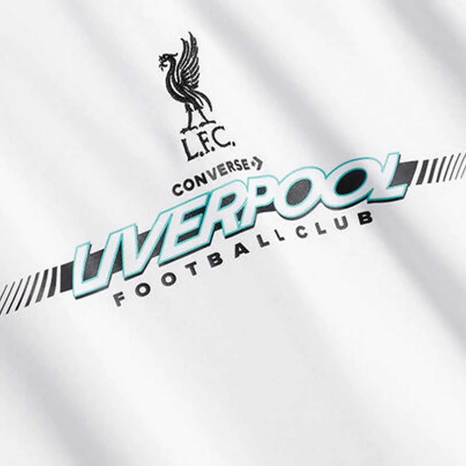 Converse x LIVERPOOL FC LONG-SLEEVE T-SHIRT { GREEN/WHITE