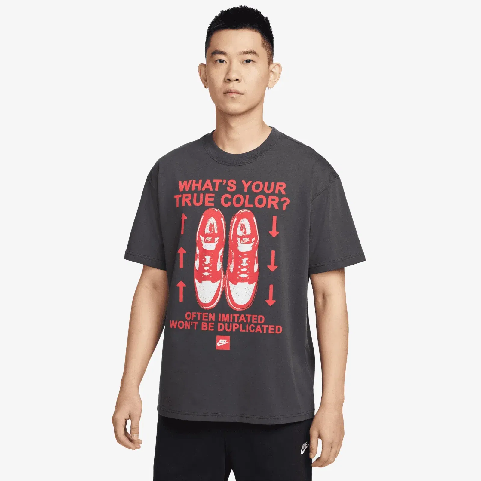 NIKE SPORTSWEAR T-SHIRT { ANTHRACITE
