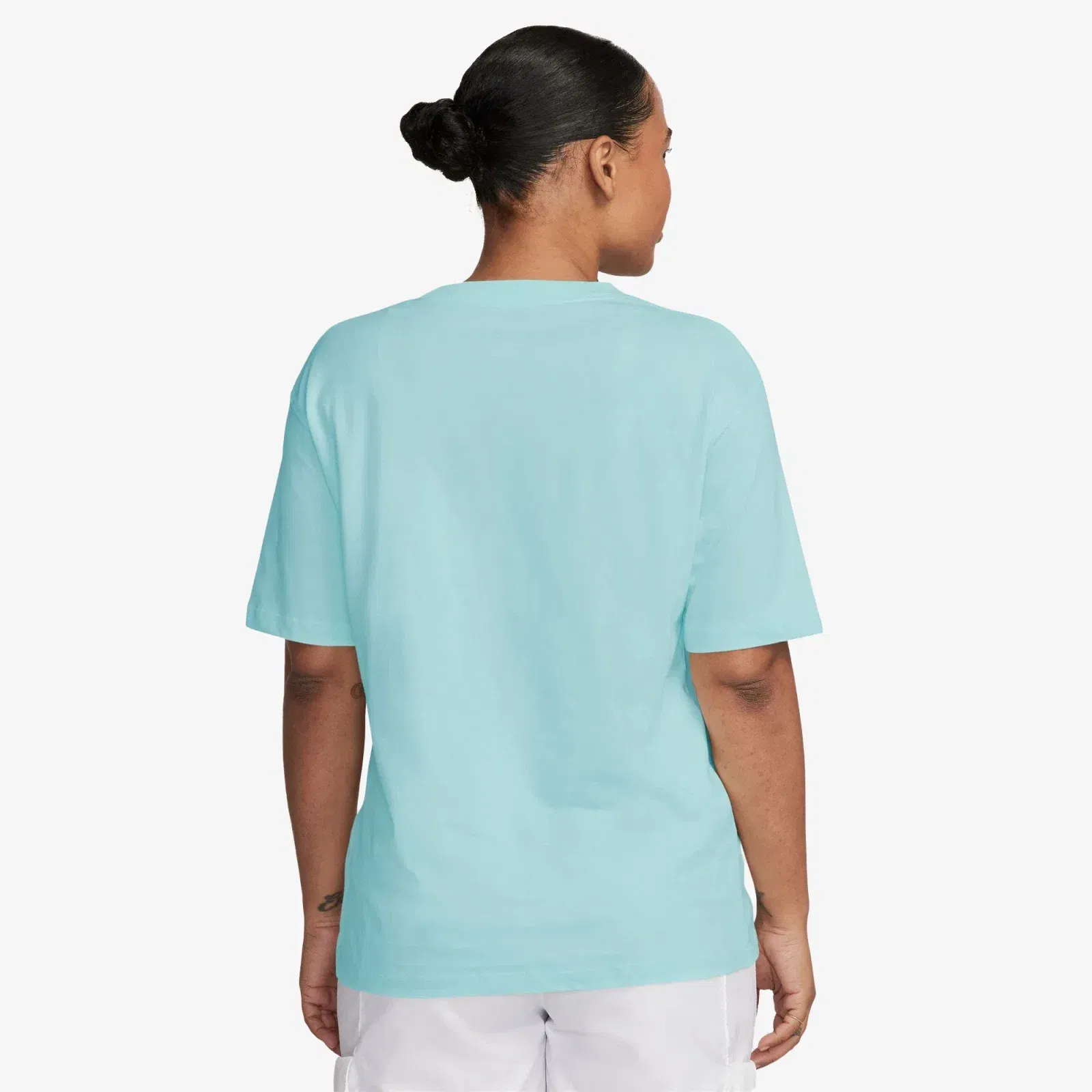 JORDAN GIRLFRIEND T-SHIRT { LIGHT DEW/WHITE