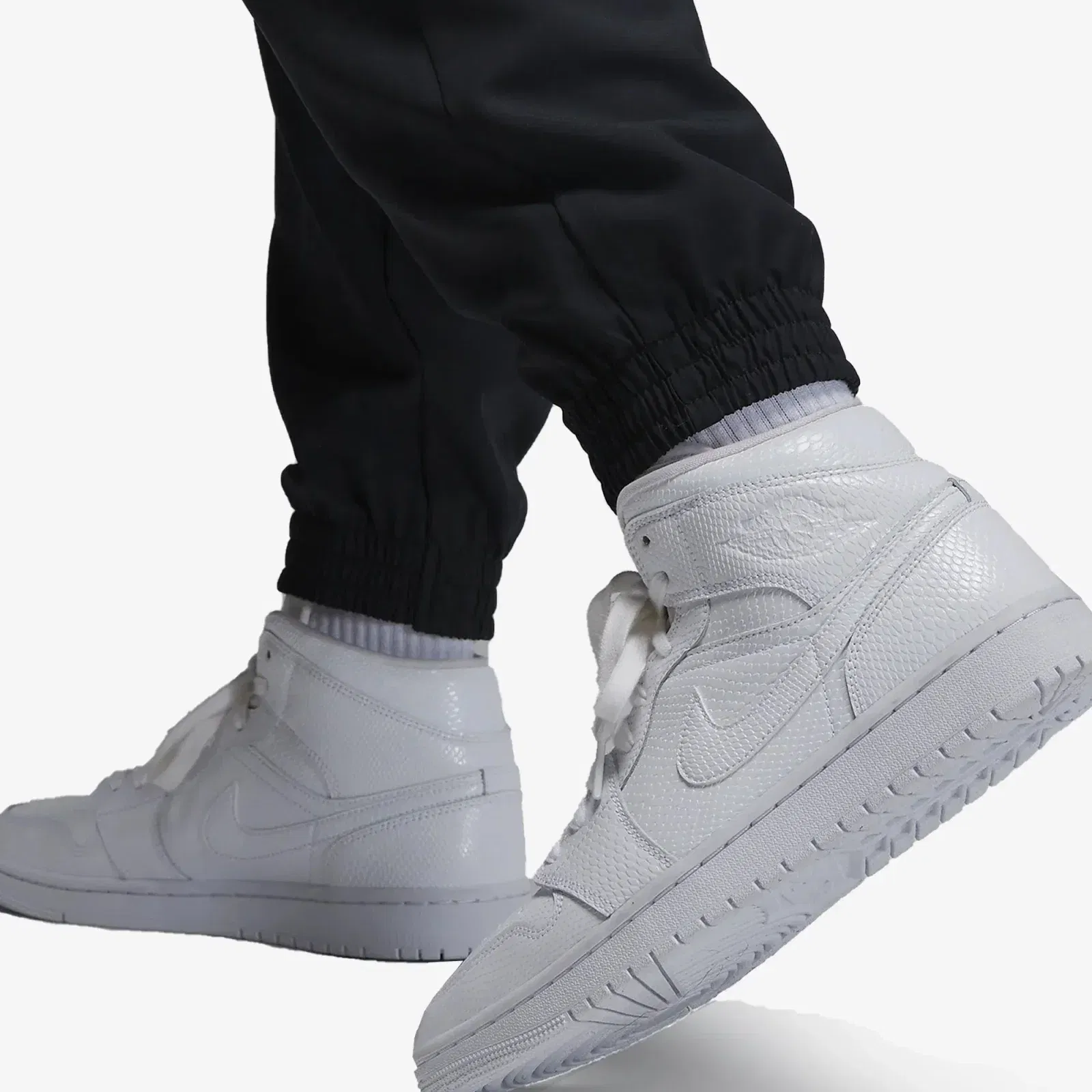 Jordan WOVEN PANTS { BLACK/SMOKE GREY