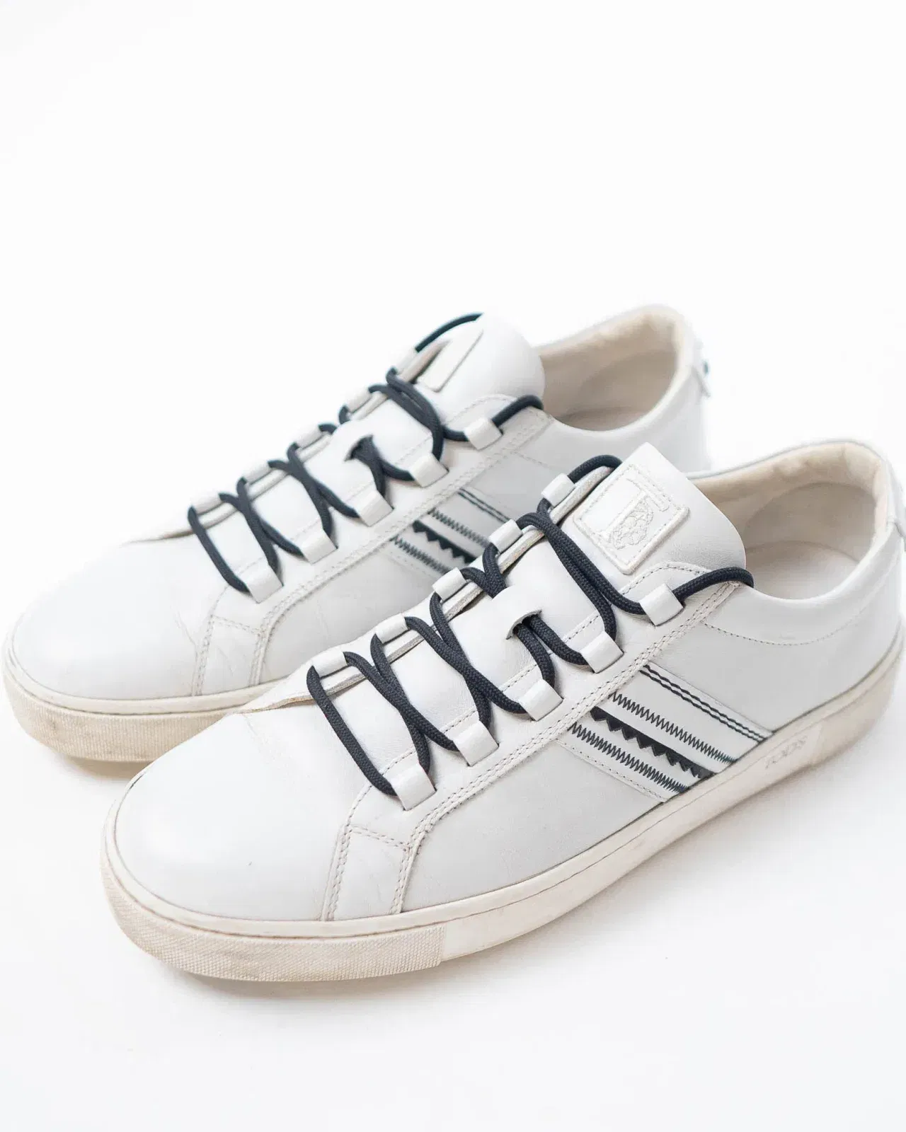 Tods White Leather Embroidery Stitch Panel Lace Up Sneakers (UK 8.5)