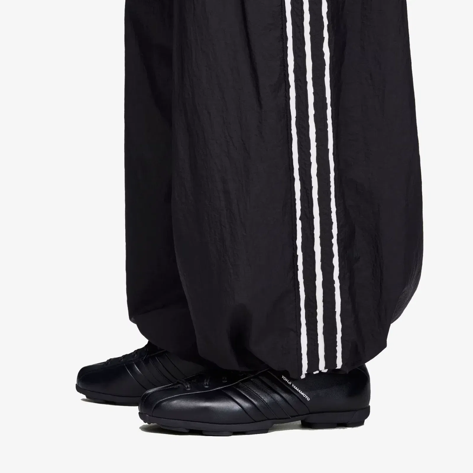 Y-3 RAW EDGE 3 STRIPES WIDE PANTS { BLACK