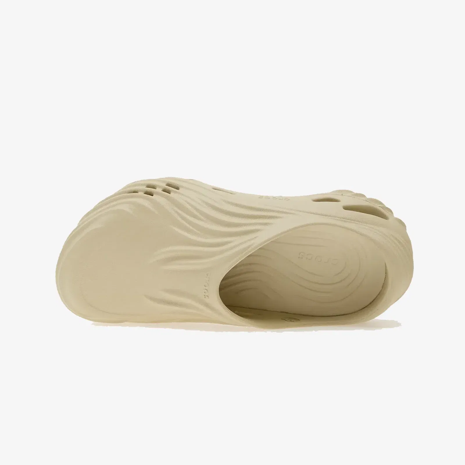 Crocs ECHO WAVE { BONE