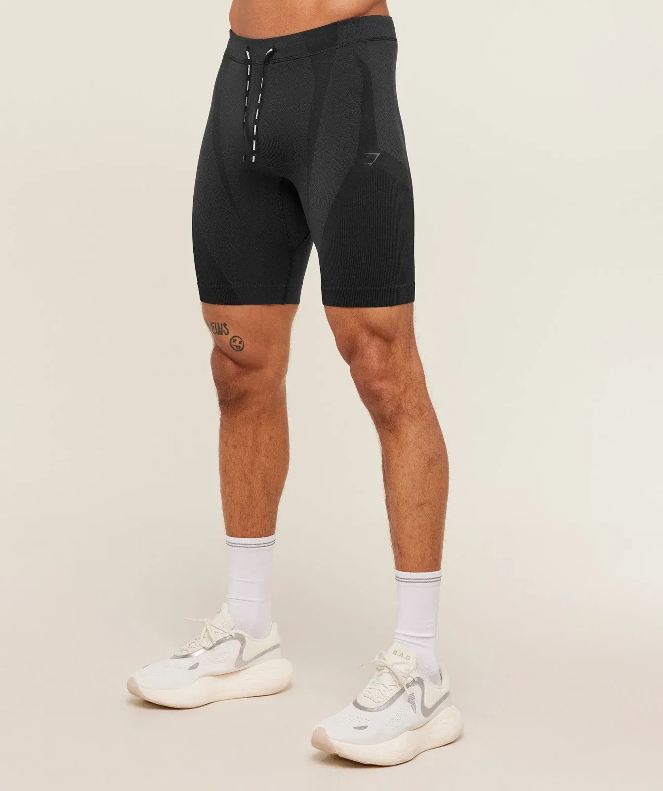 Gymshark Seamless Running Half Tight - Black/Onyx Grey