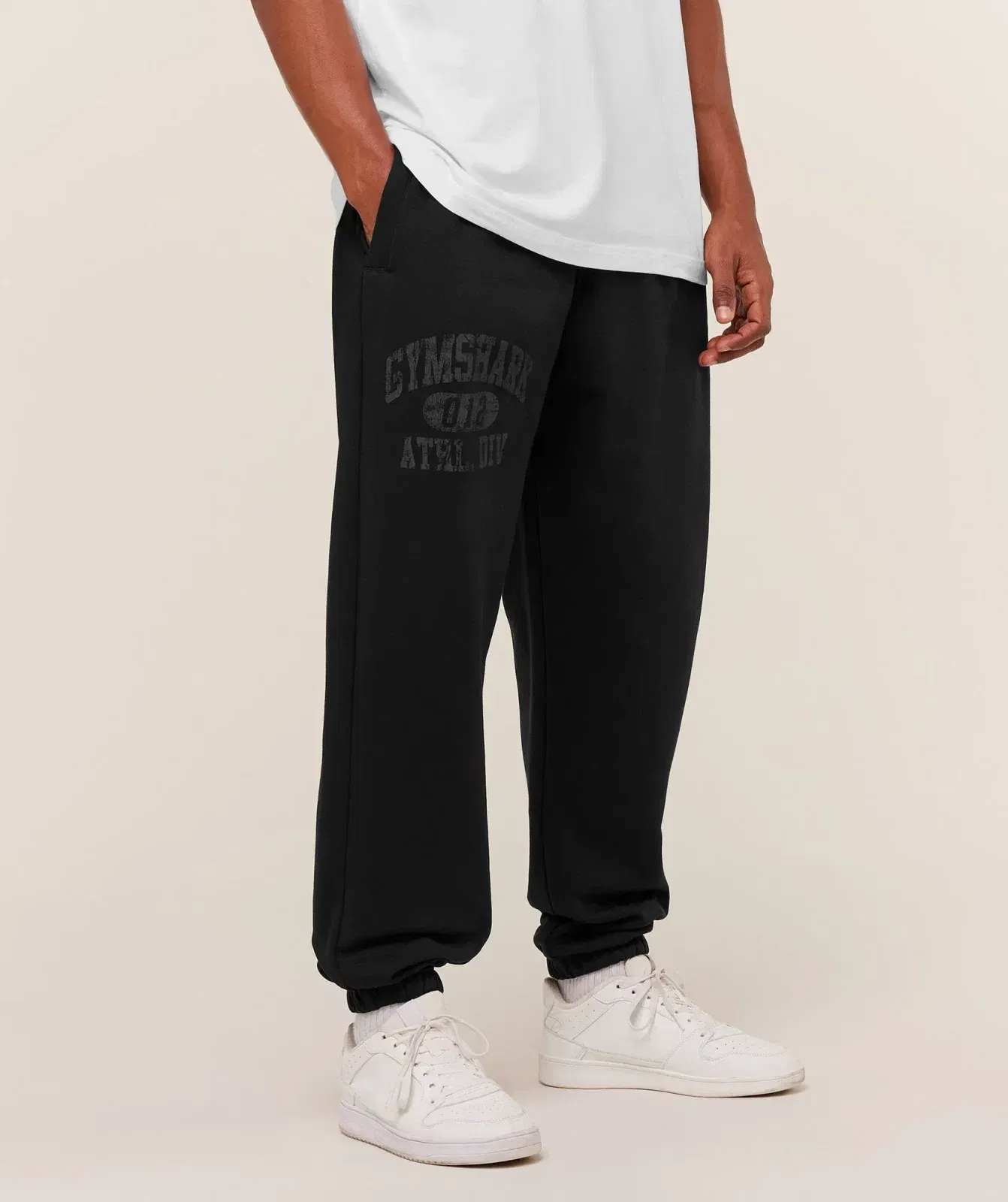 Gymshark Athletic Division Graphic Jogger - GS Black