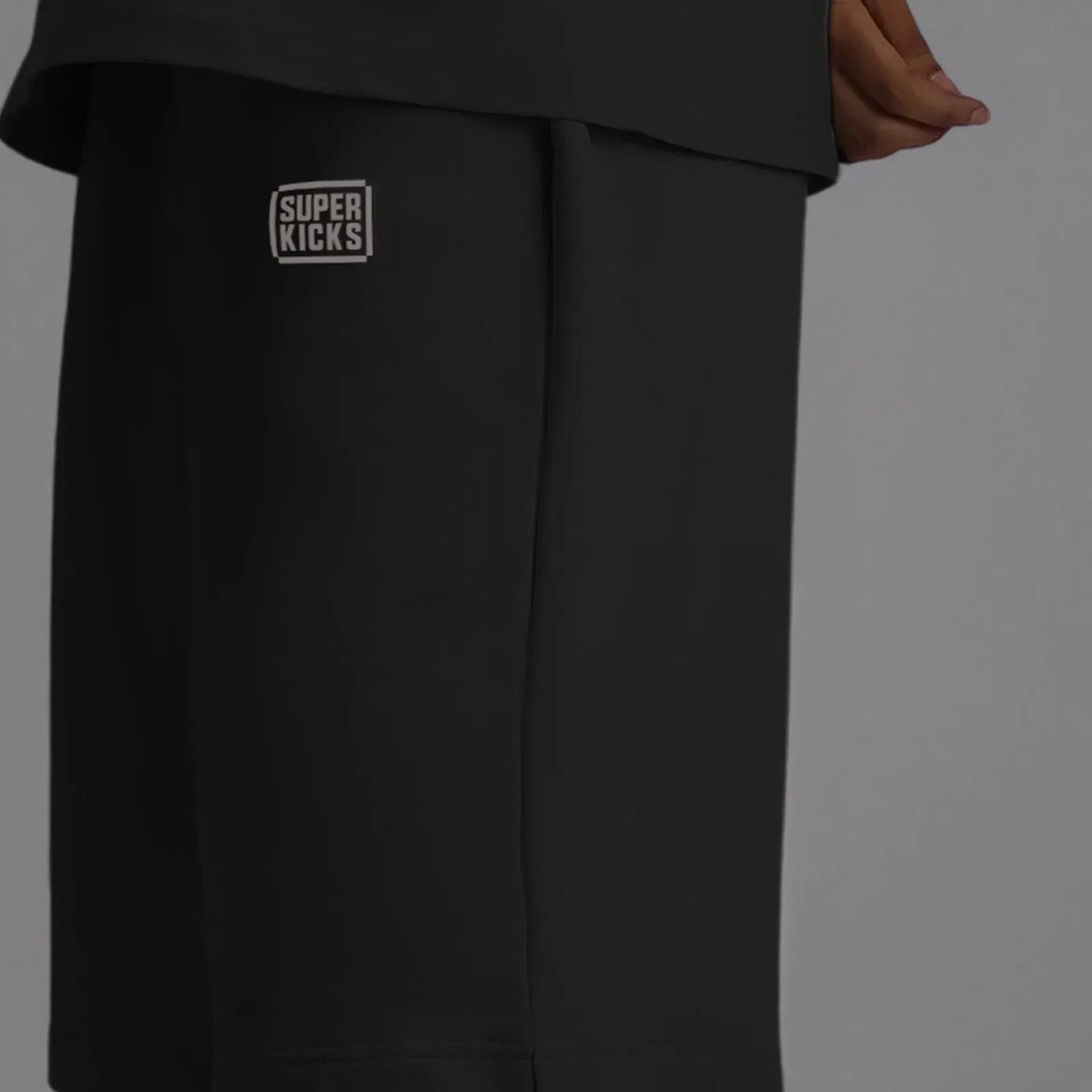 Superkicks | OVER THE KNEE SHORTS { CARBON BLACK