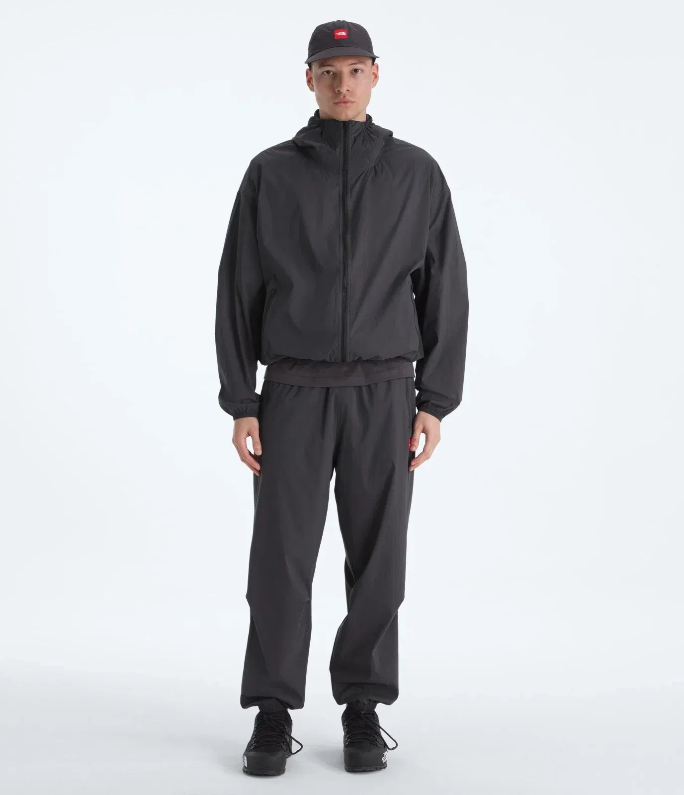 The North Face Men’s TNF™ Red Box Packable Hooded Wind Jacket Obsidian