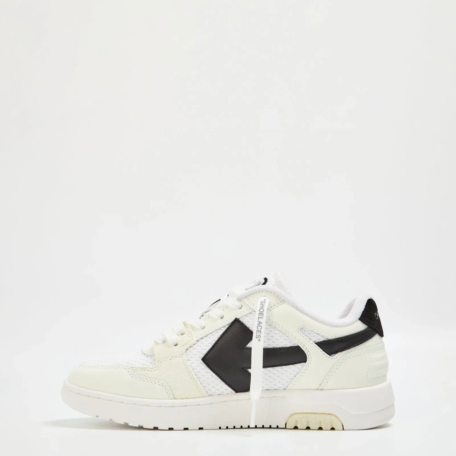 OOO Slim Eco-conscious Sneakers